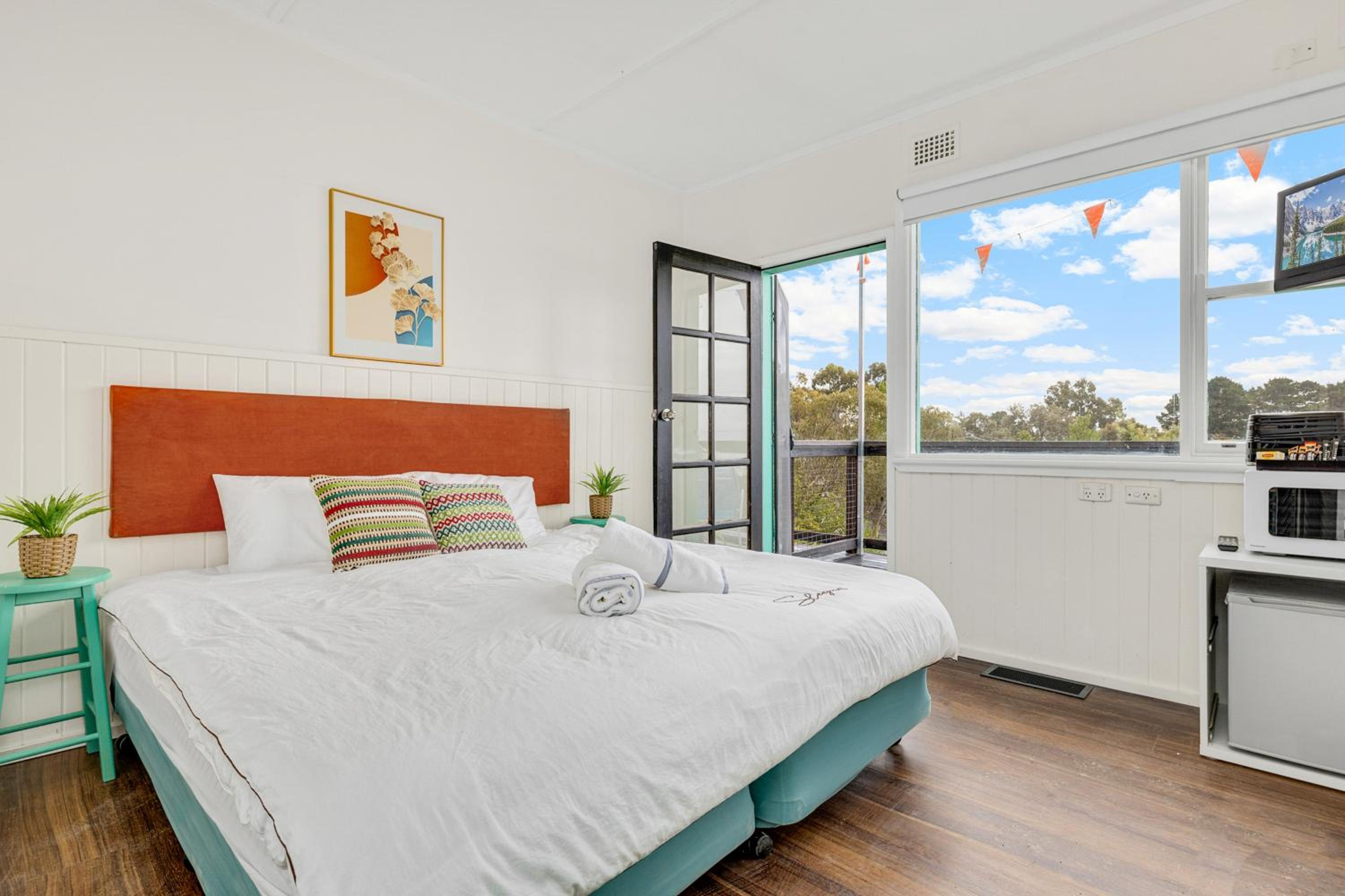 King Room with Balcony photo 1