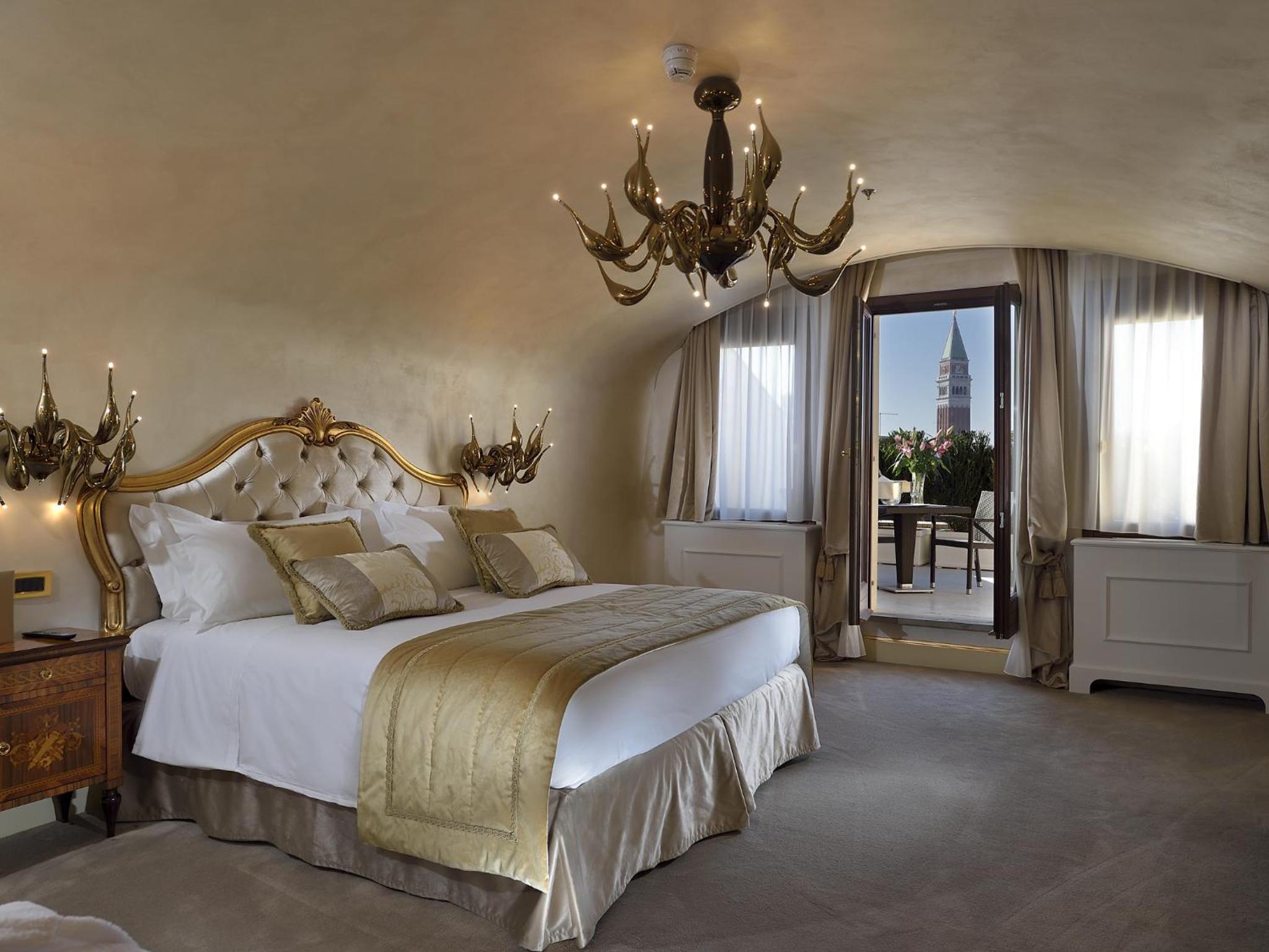 Junior Suite with Terrace