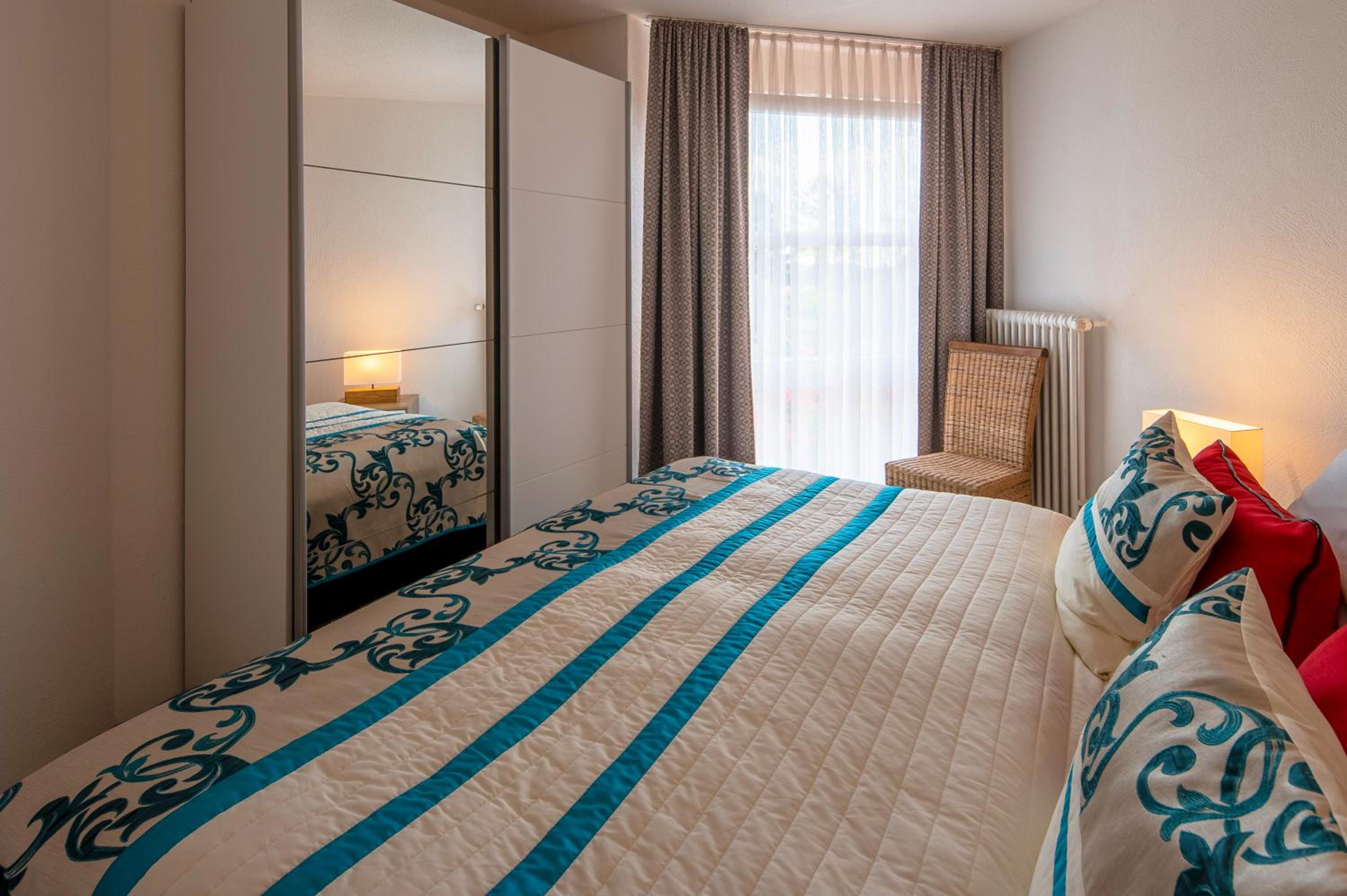 Two-Bedroom Apartment with Balcony photo 3