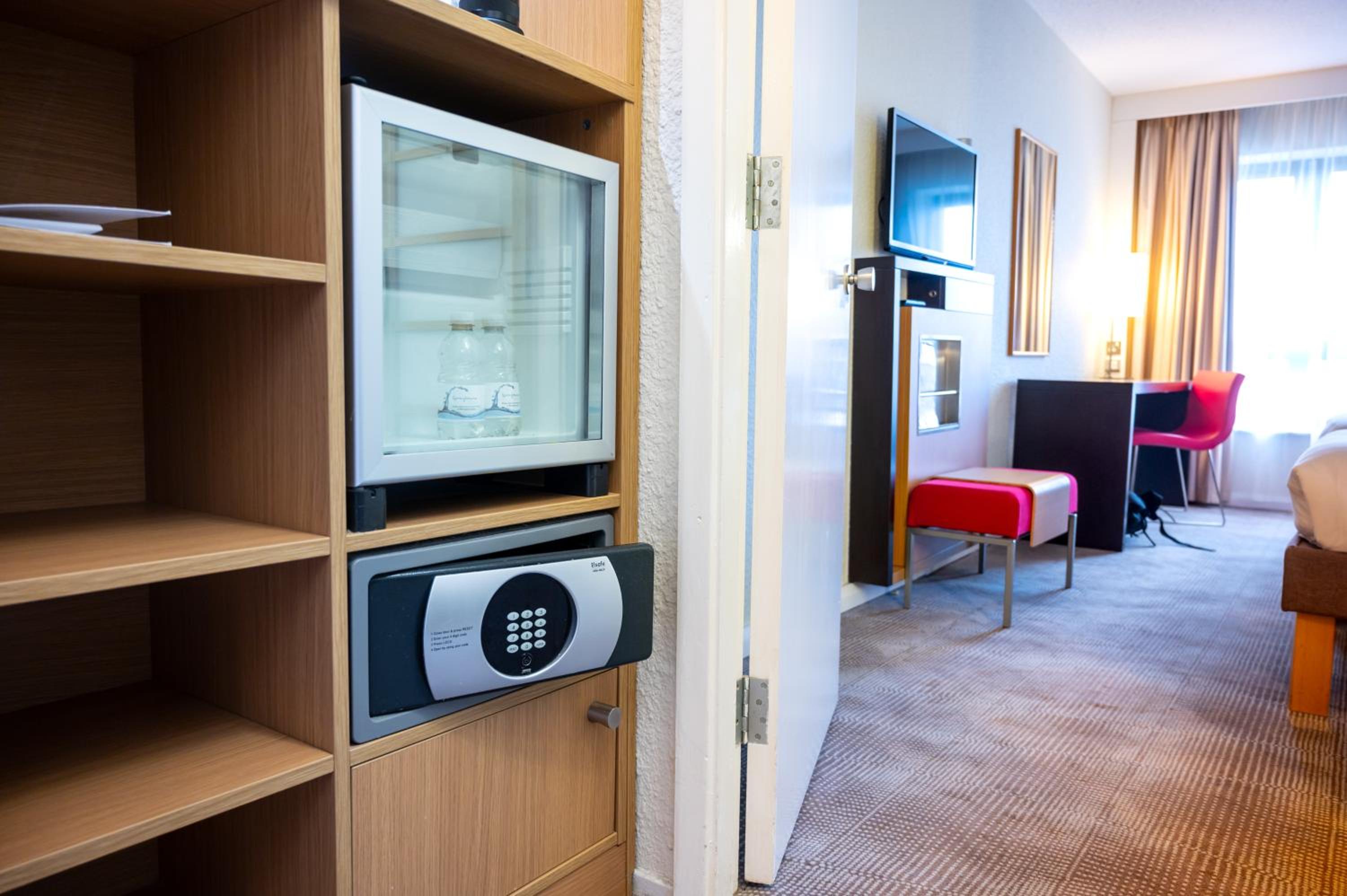 Double Room - Photo 8