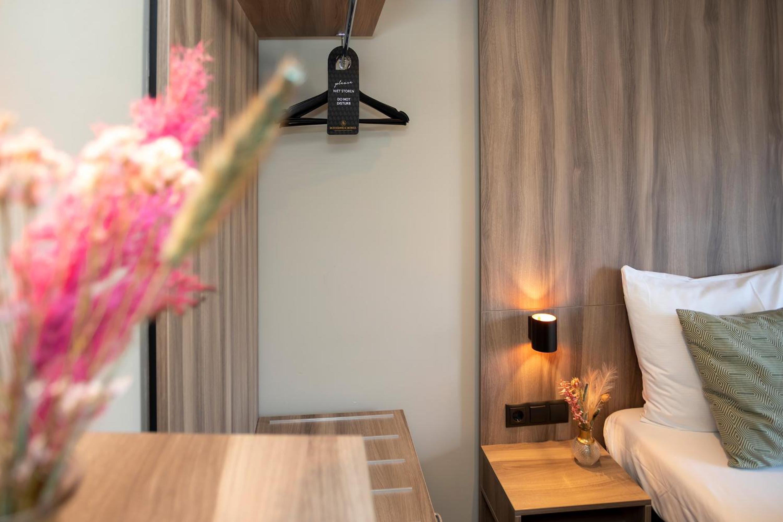 Standard Double Room - Photo 5