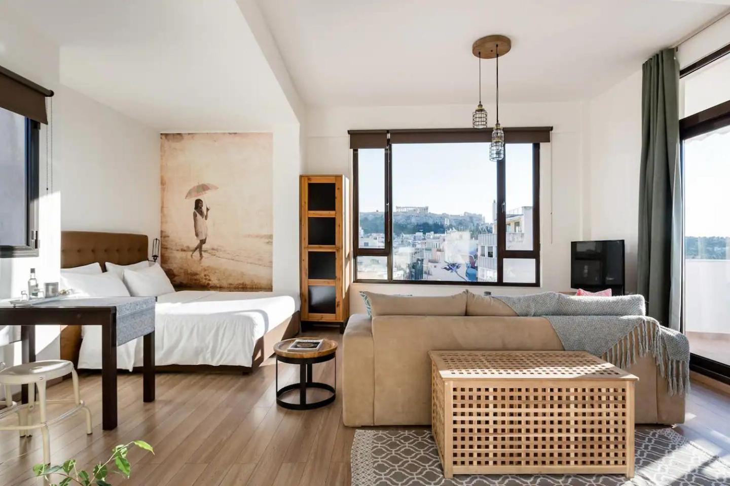 Studio Apartment