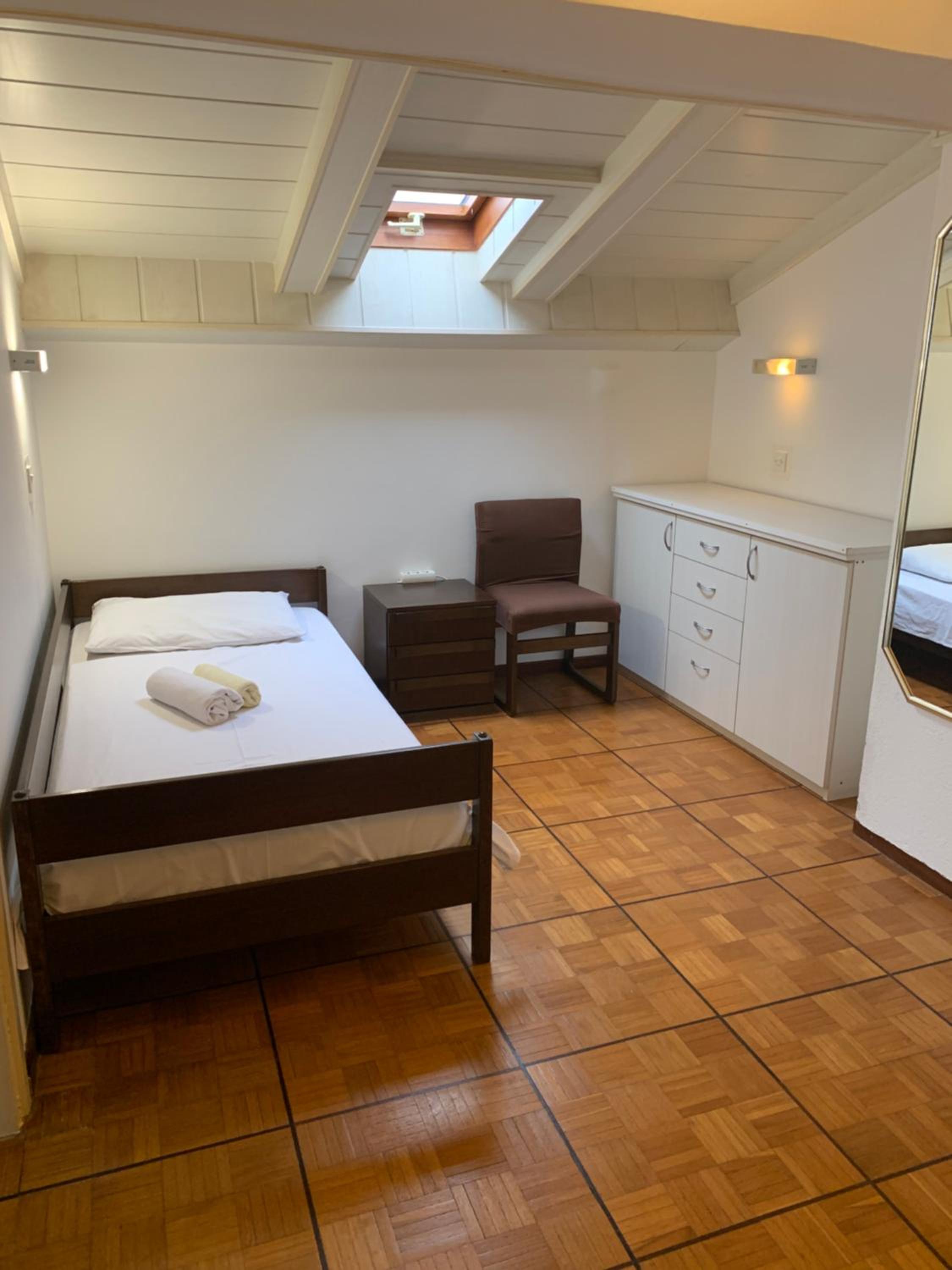 Triple Room with Private Bathroom - Photo 1
