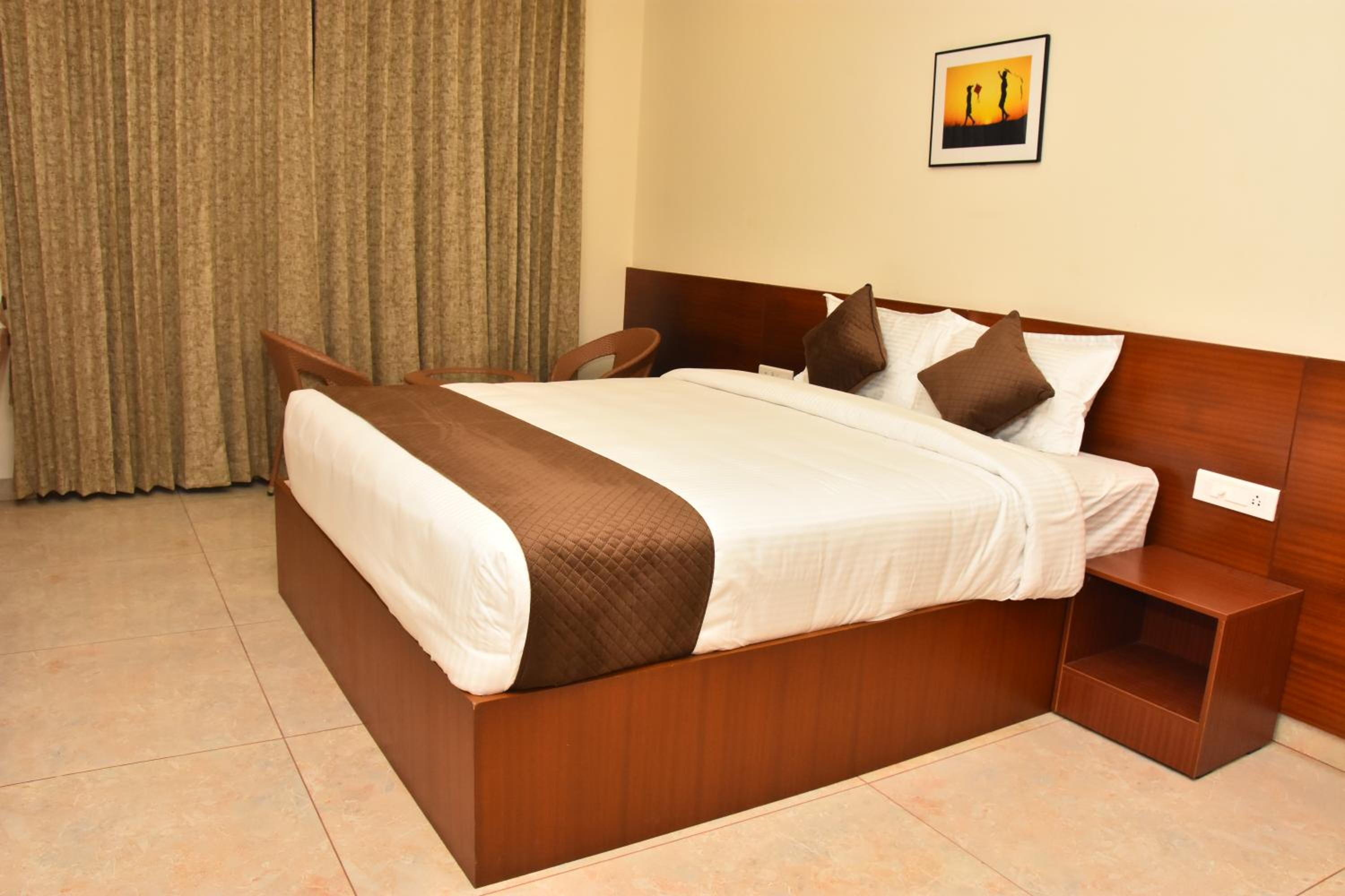 Deluxe Double Room with Balcony