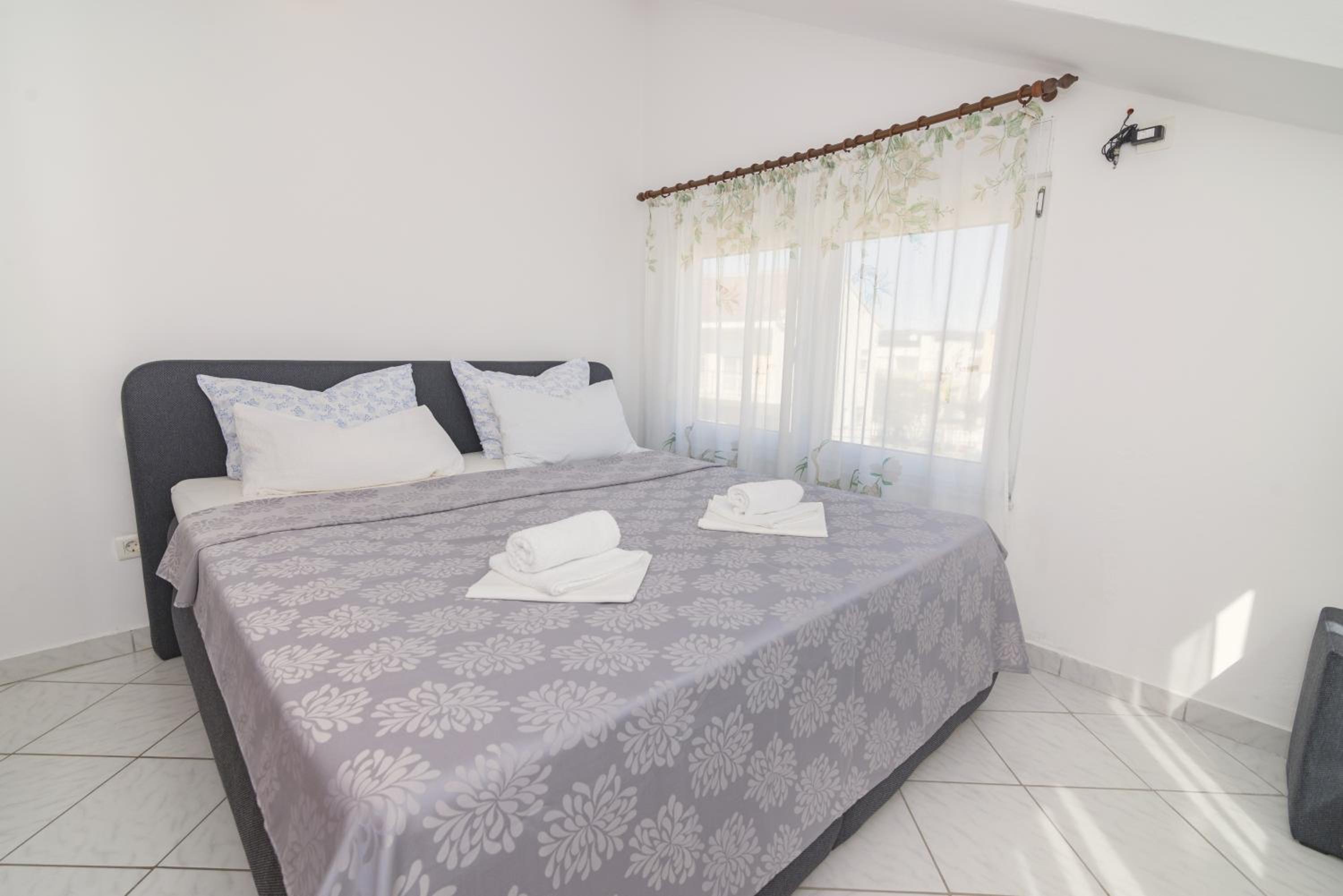 Apartment With Sea View