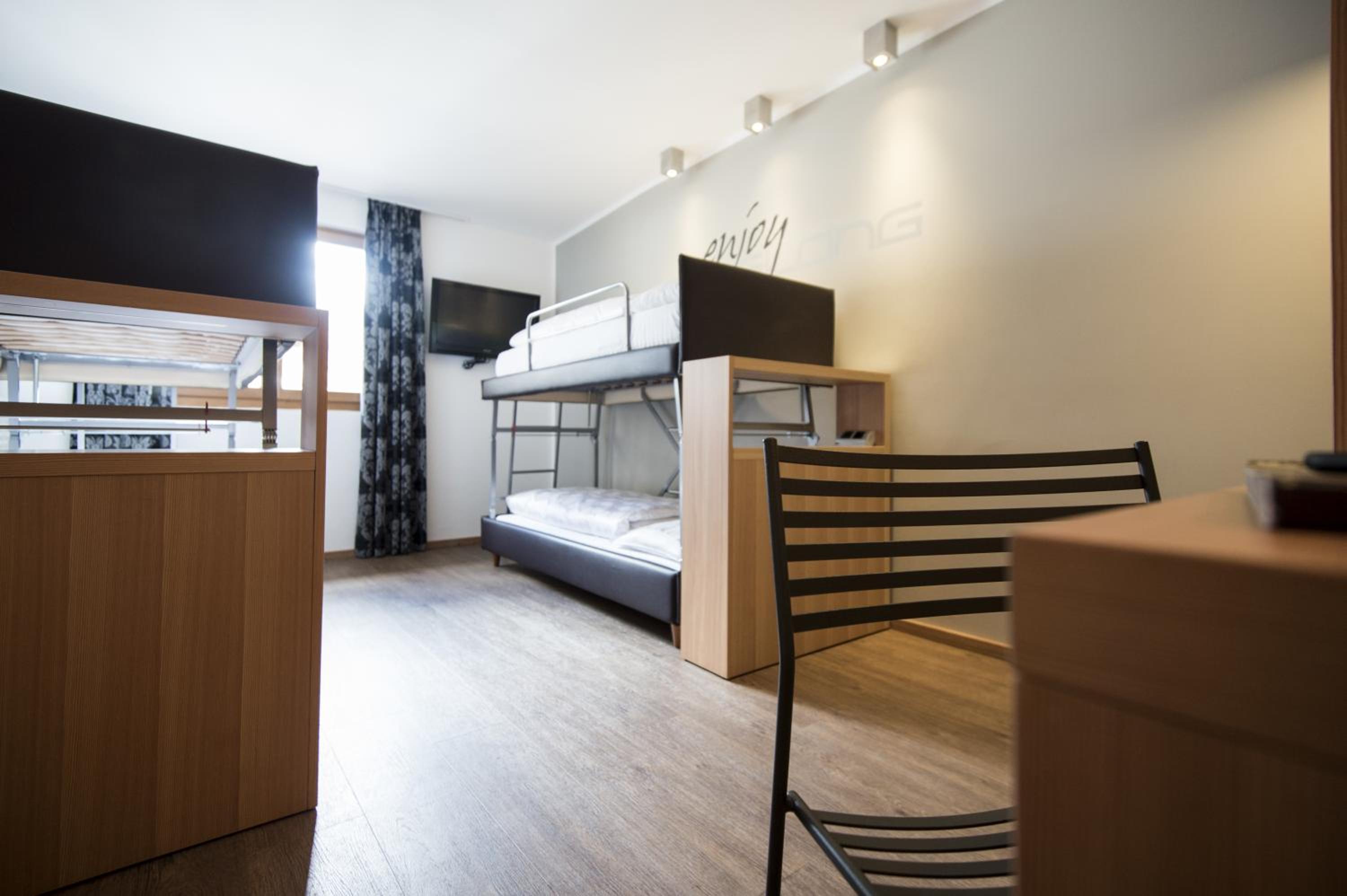 Quadruple Room with Bunk Beds photo 1
