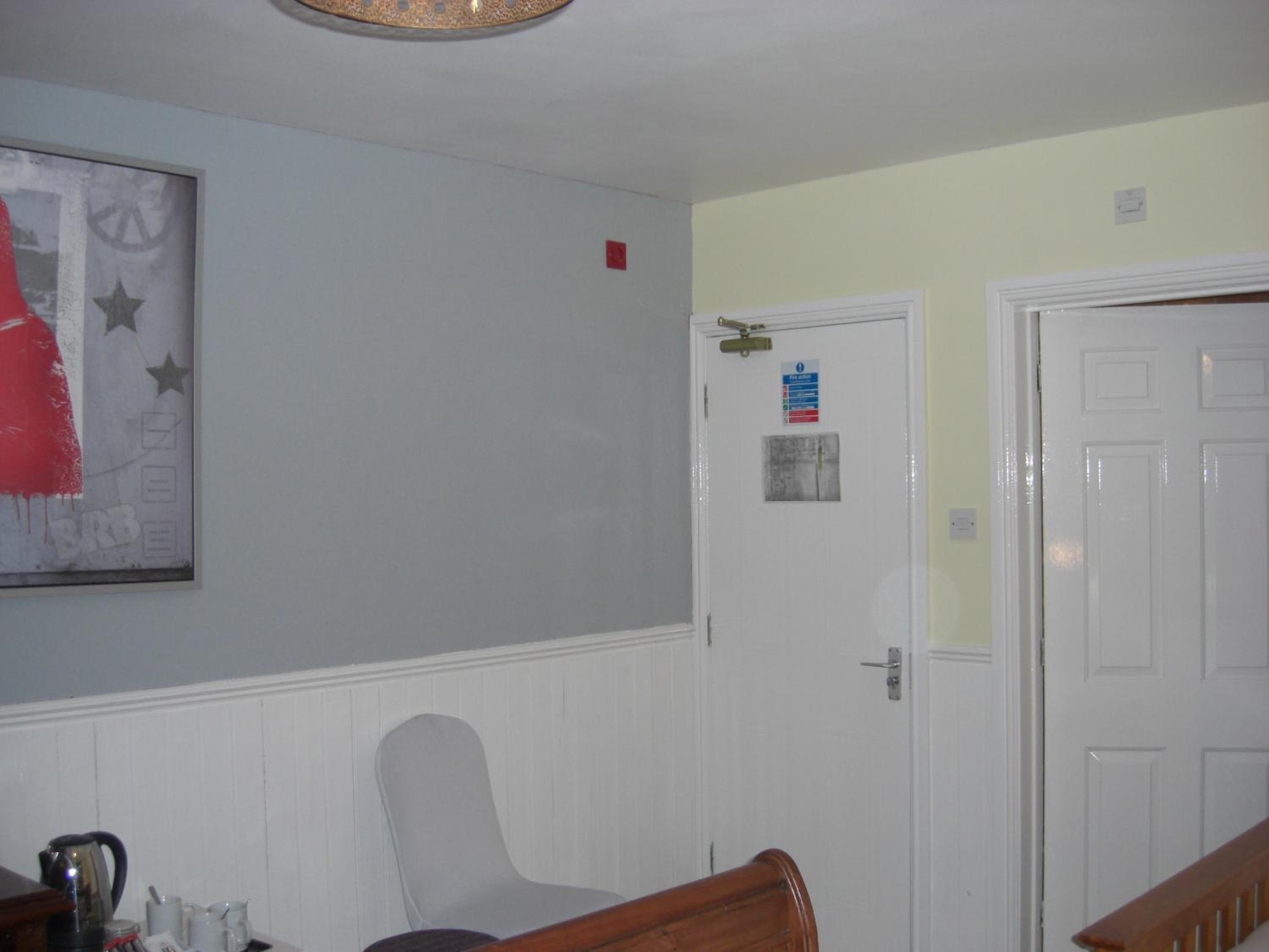 Double or Twin Room - Photo 3