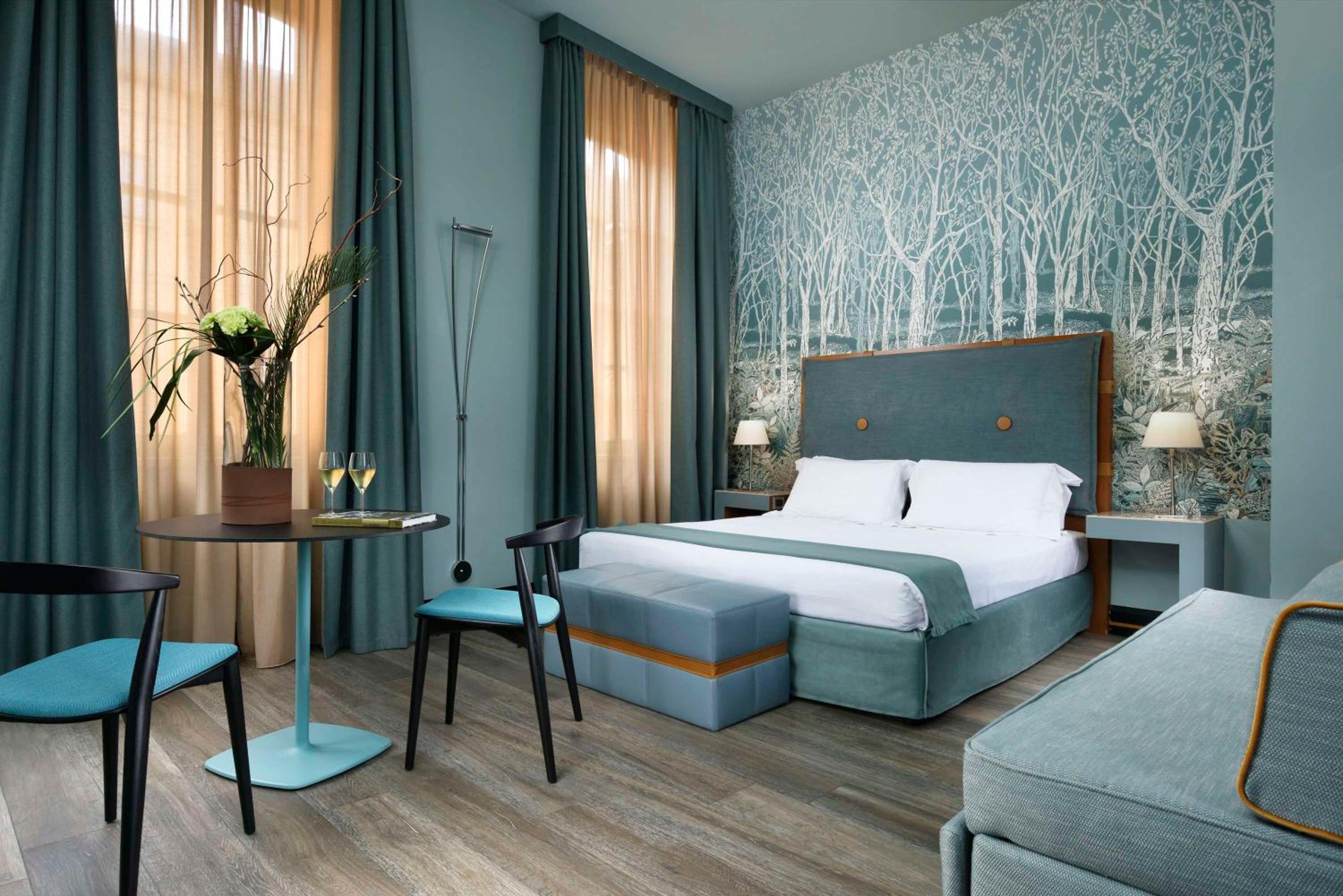 Executive Queen Room - Photo 1