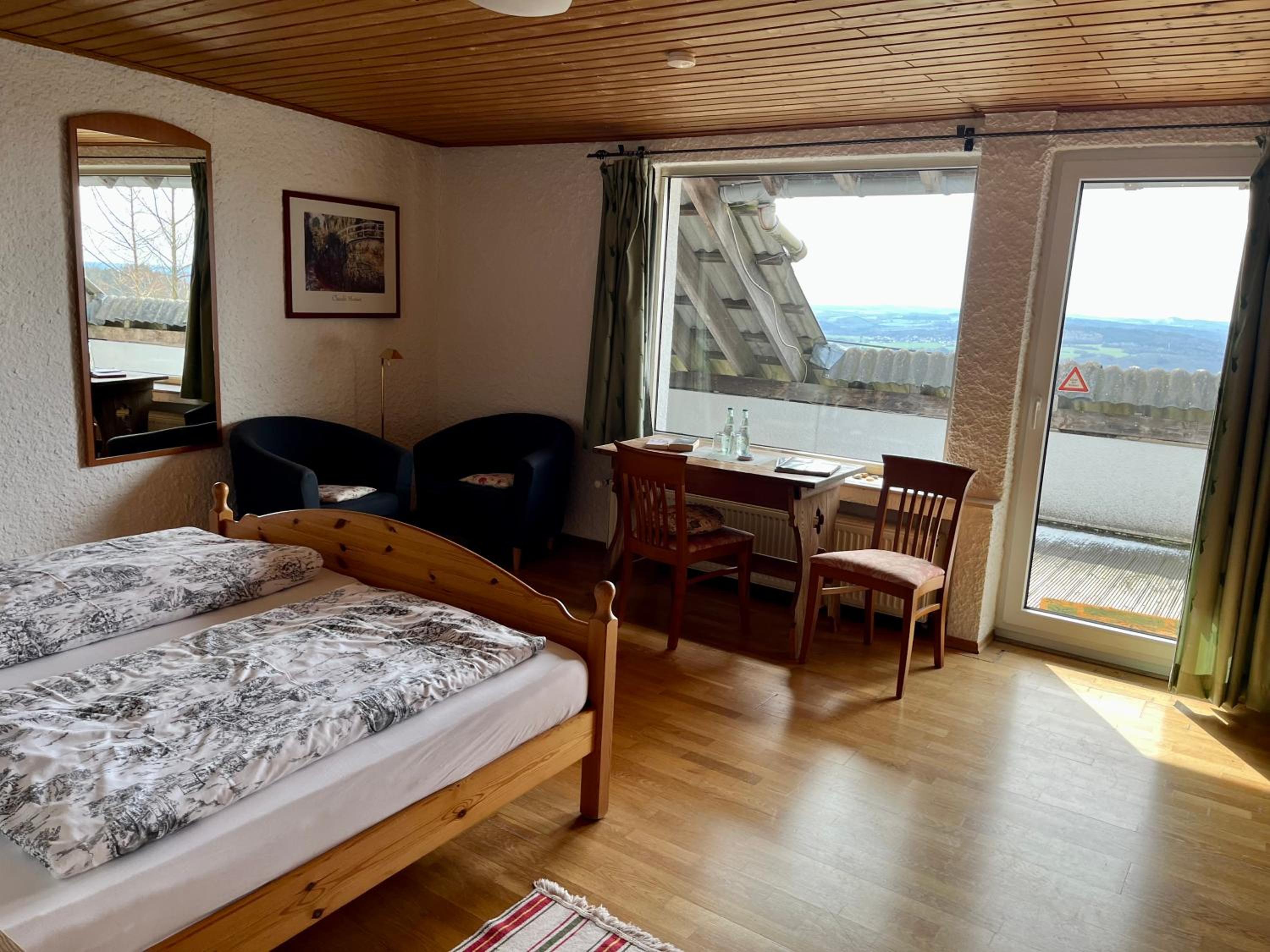 Quadruple Room with Terrace photo 3