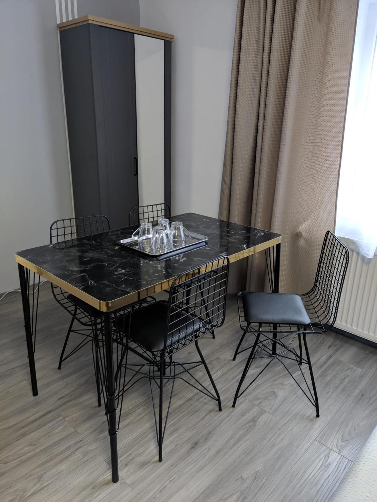 Deluxe Family Room - Photo 4
