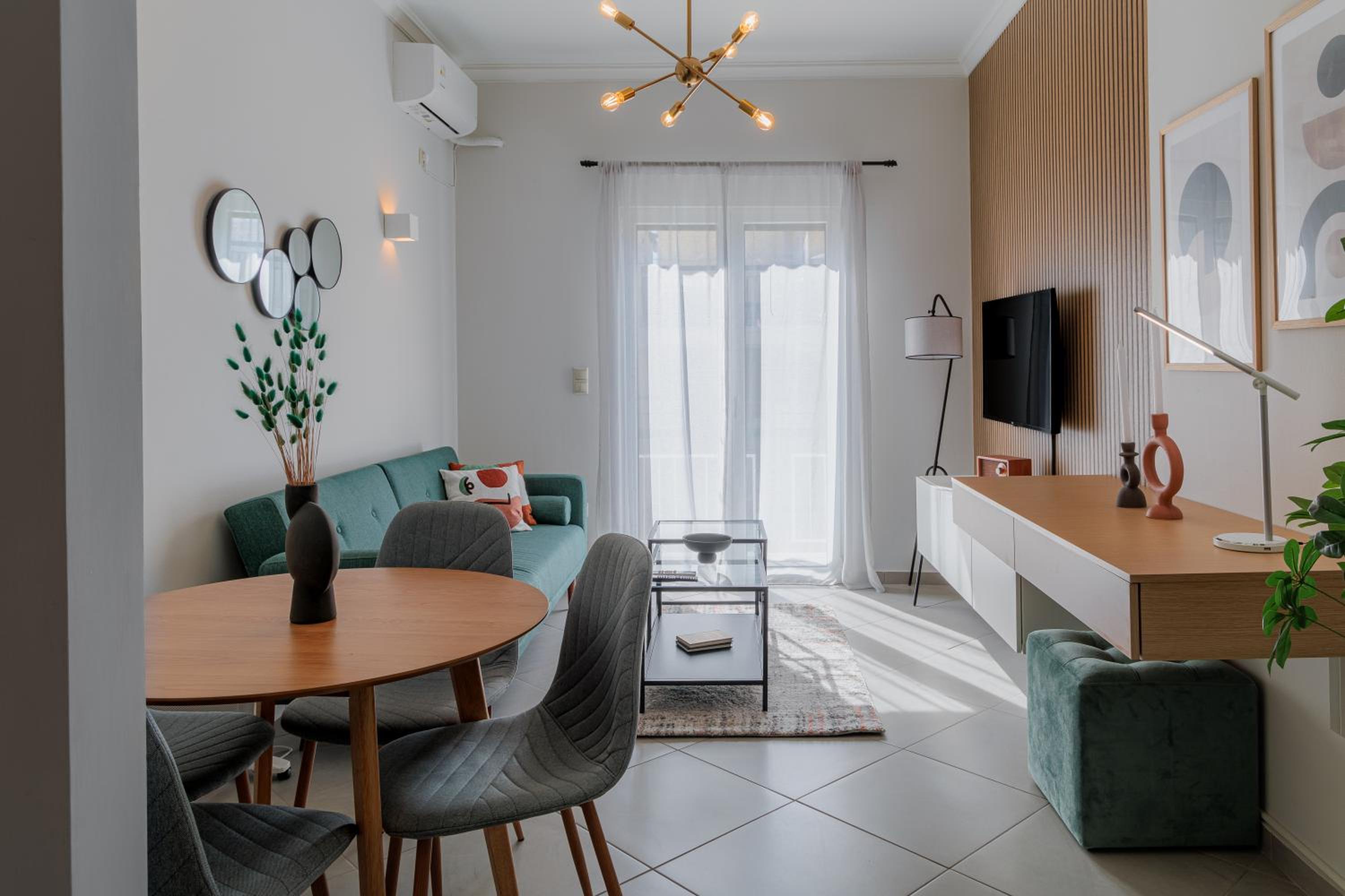 One-Bedroom Apartment