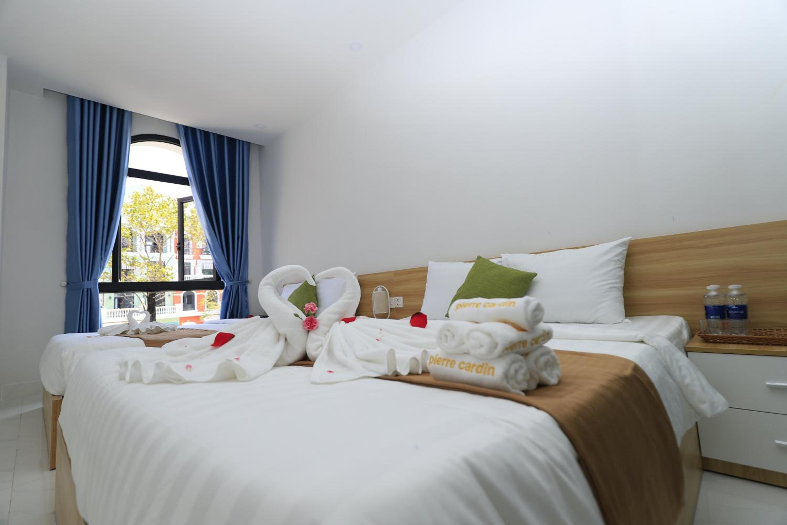 Quadruple Room with Balcony