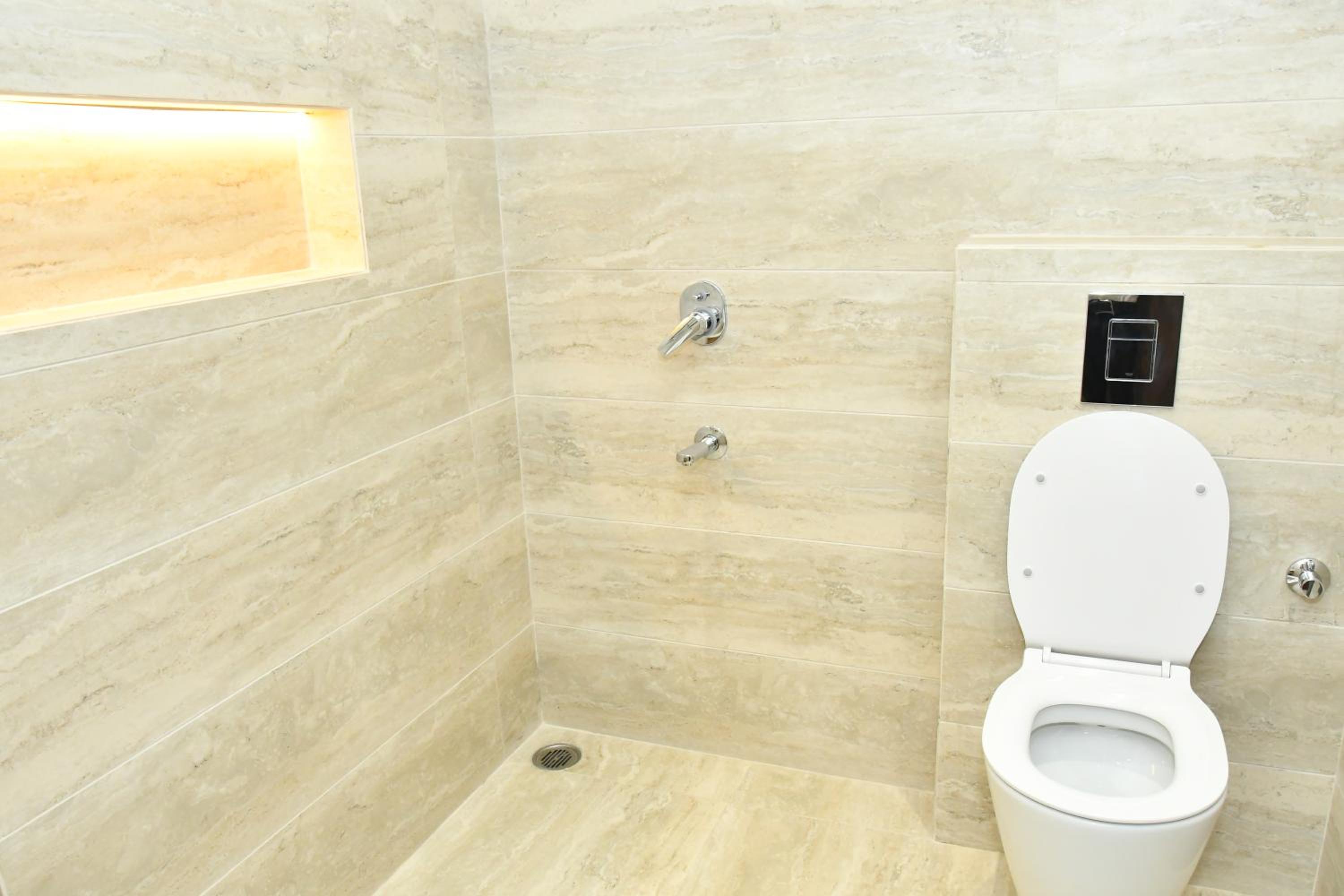 Deluxe Room (2 Adults + 1 Child) photo 2