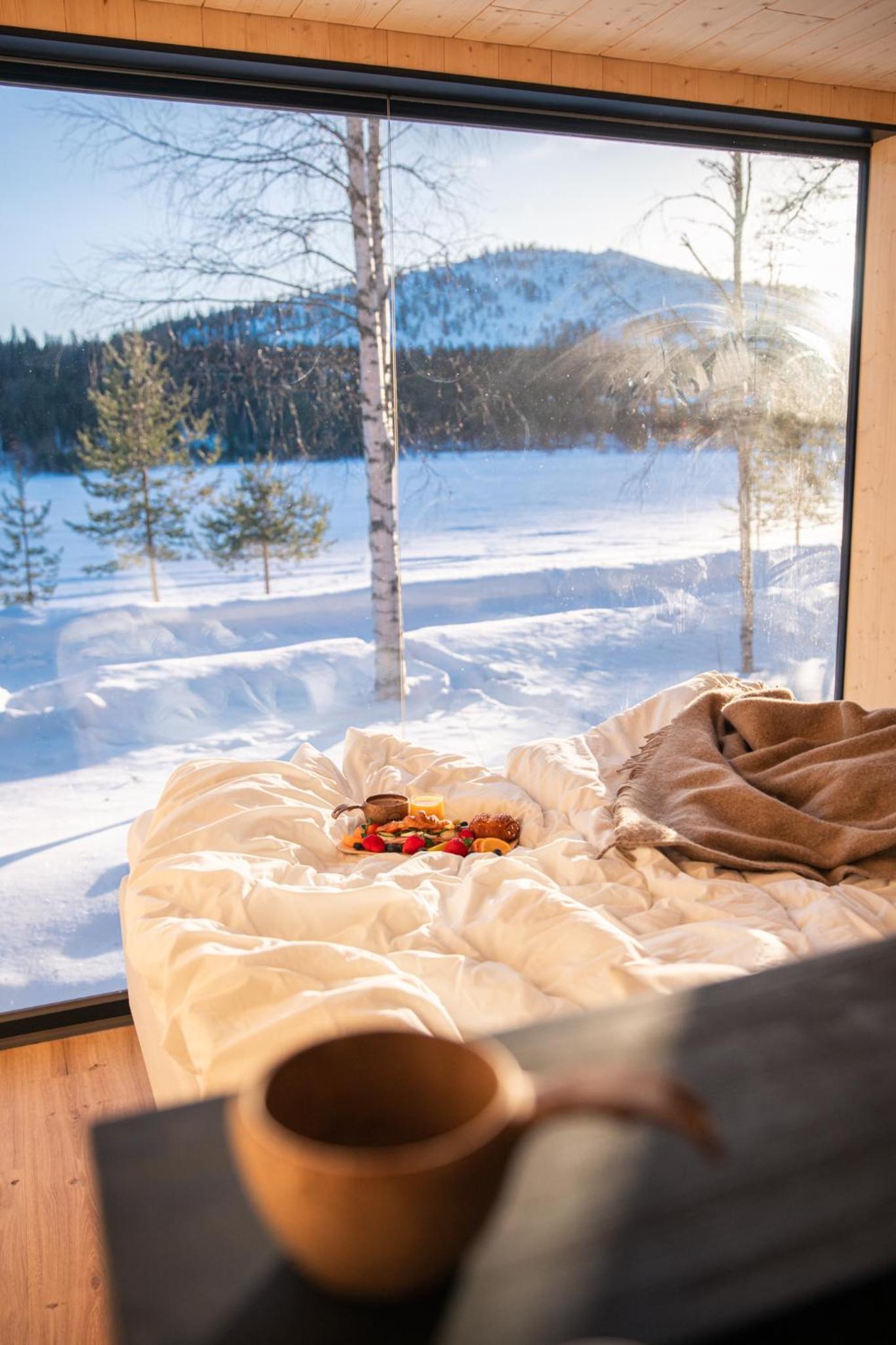 Double Room with Lake View - Photo 3