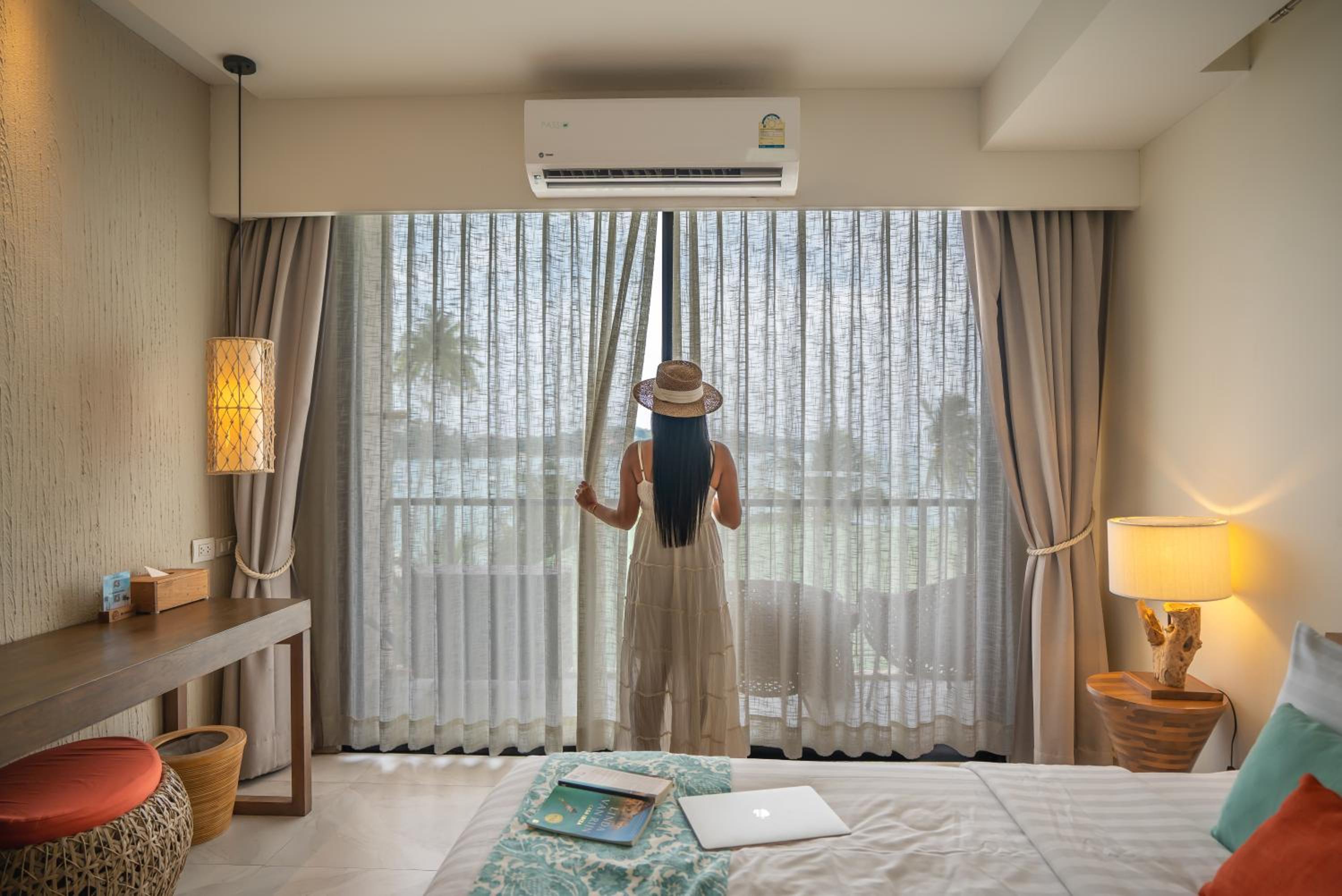 Double or Twin Room with Sea View photo 3