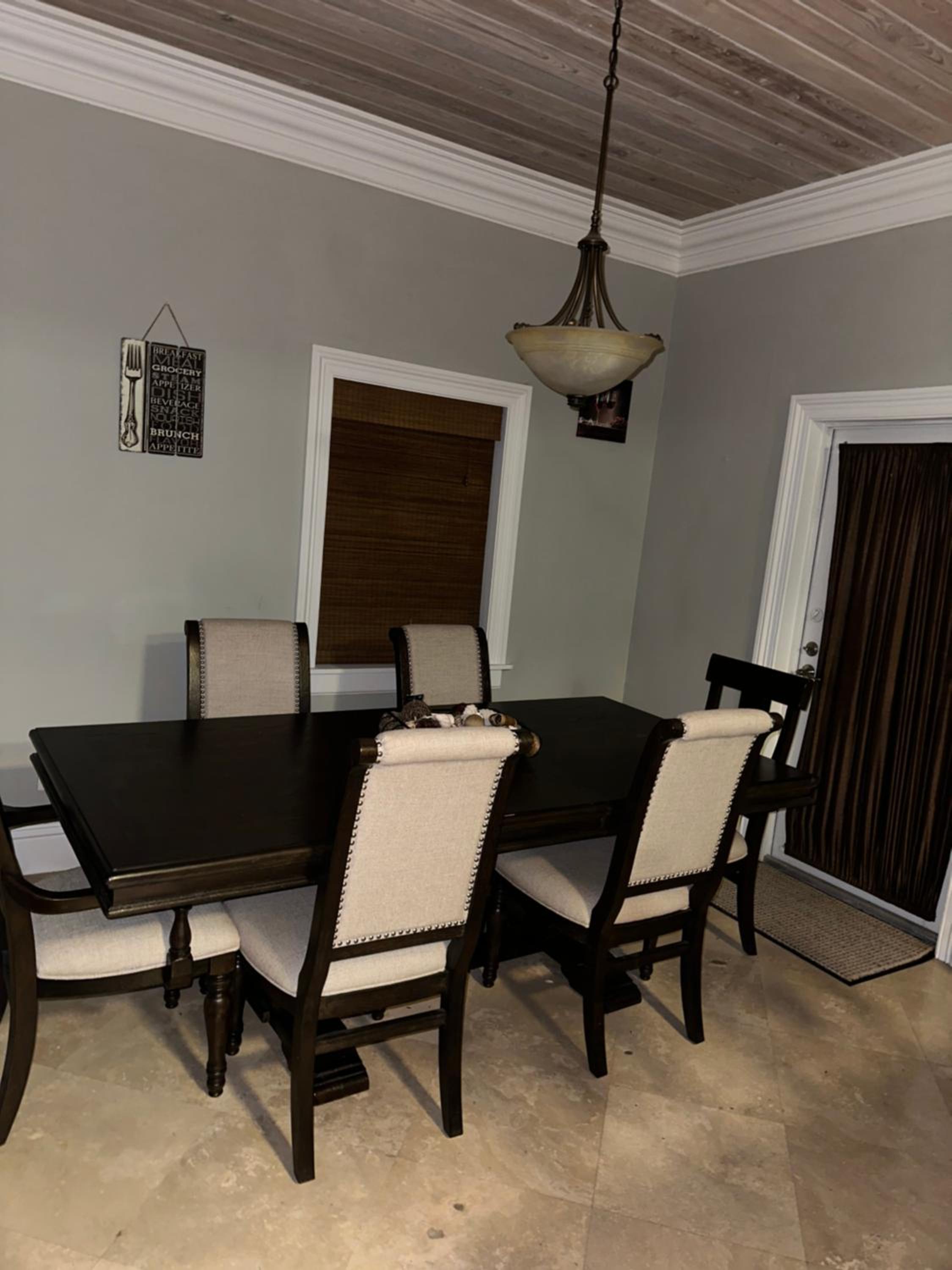 Four-Bedroom House photo 3