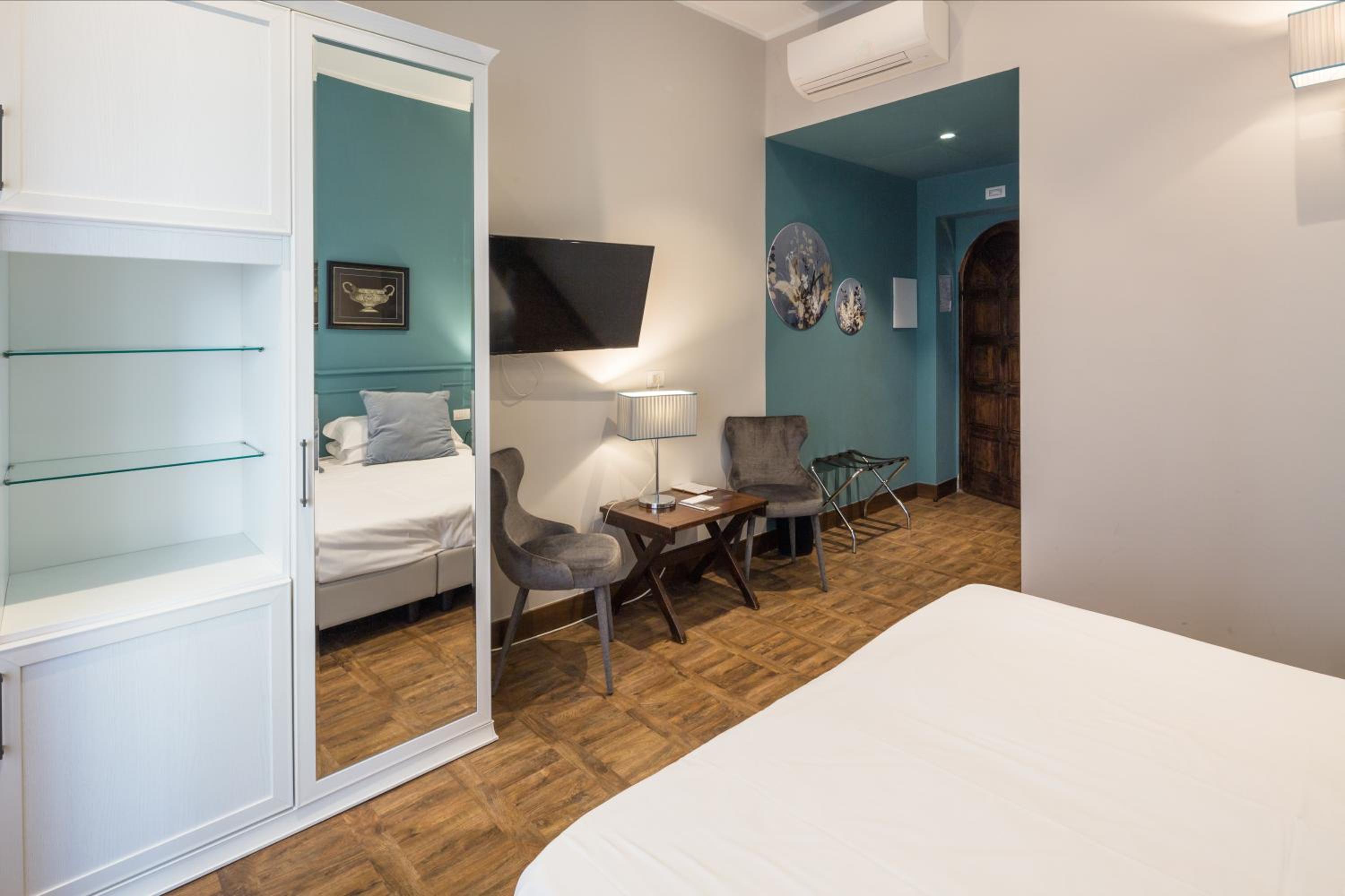 Superior Double or Twin Room with Spa Access photo 3