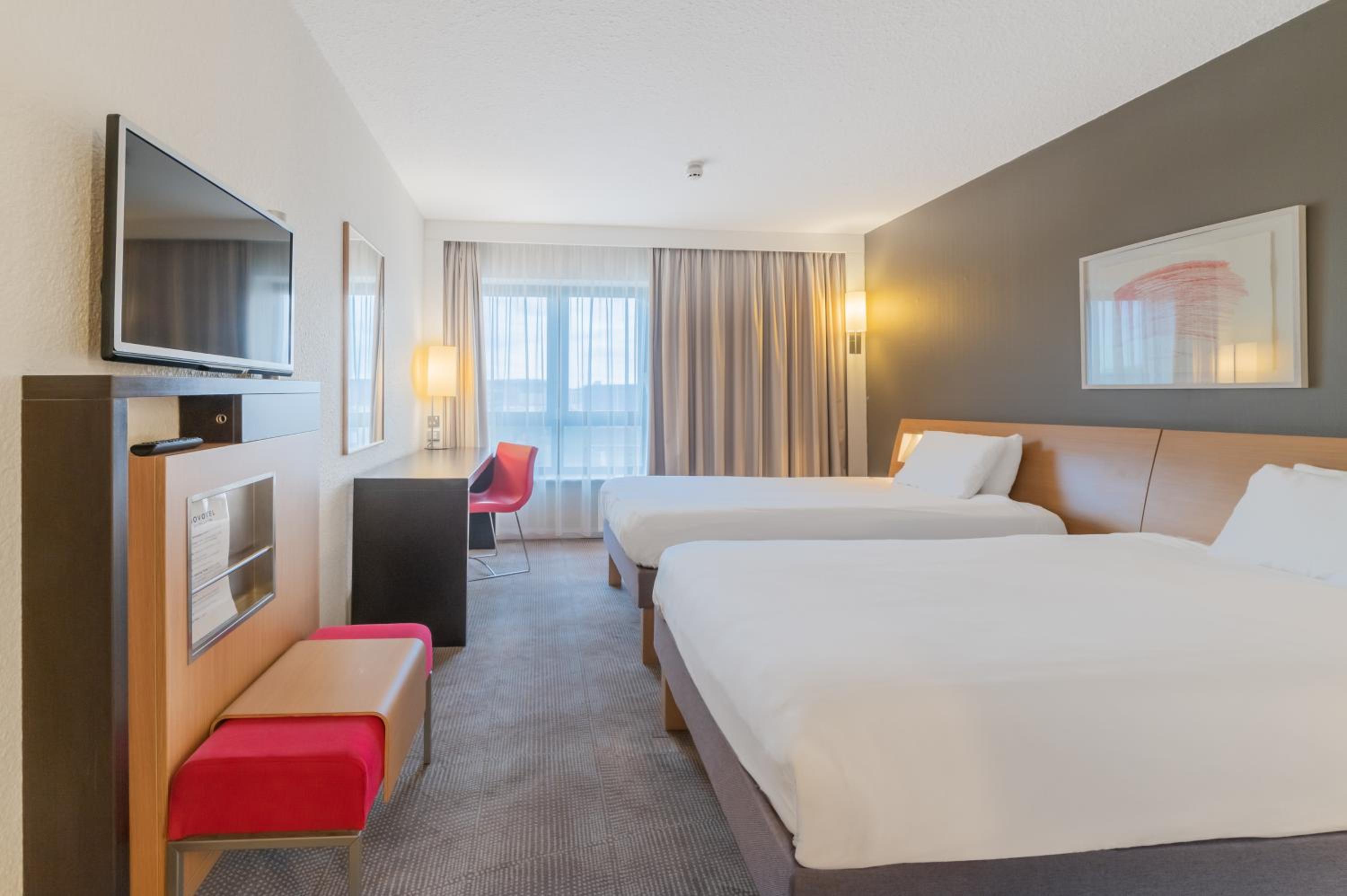 Standard Twin Room - Photo 2