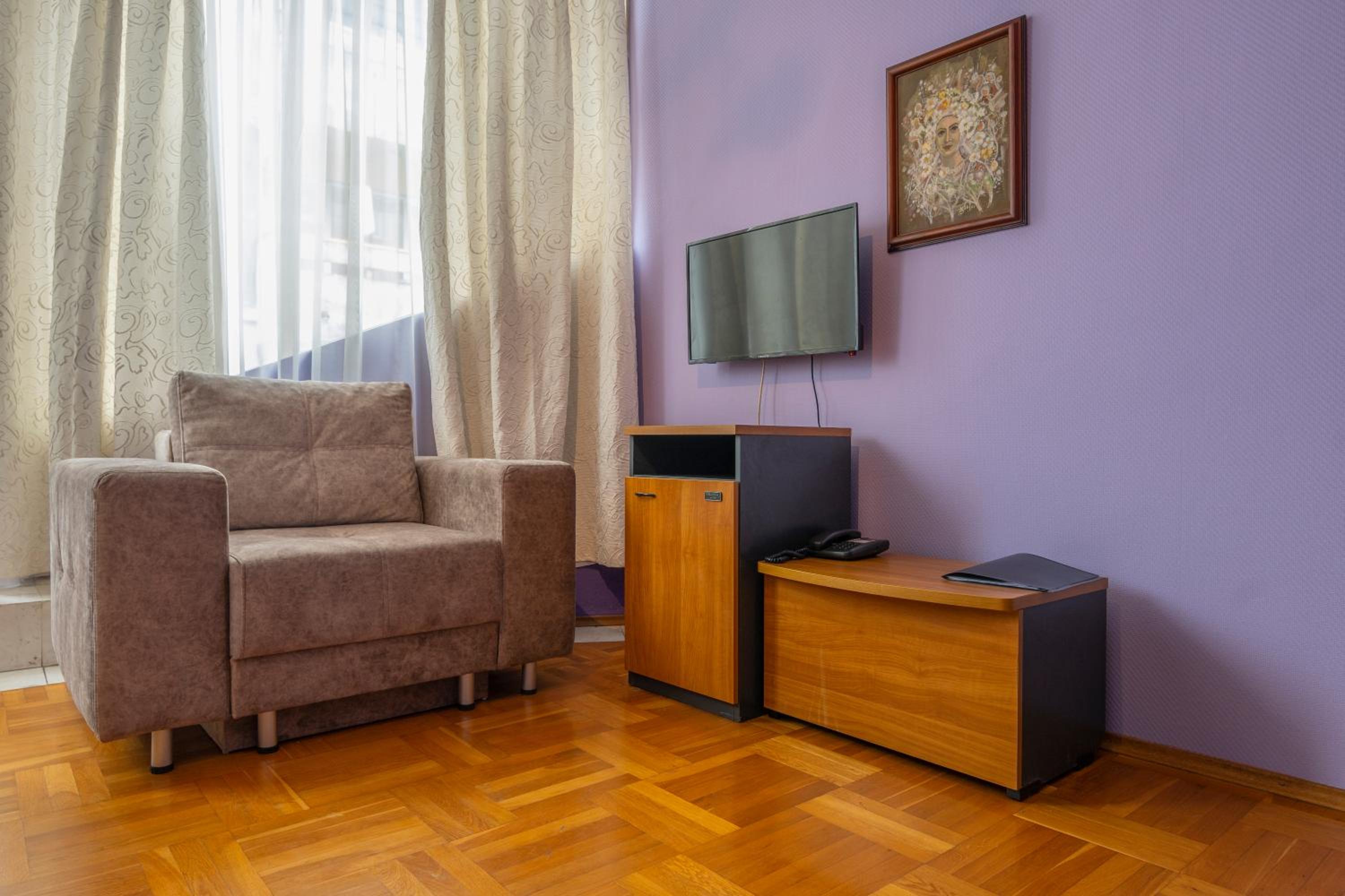 Deluxe Apartment photo 3