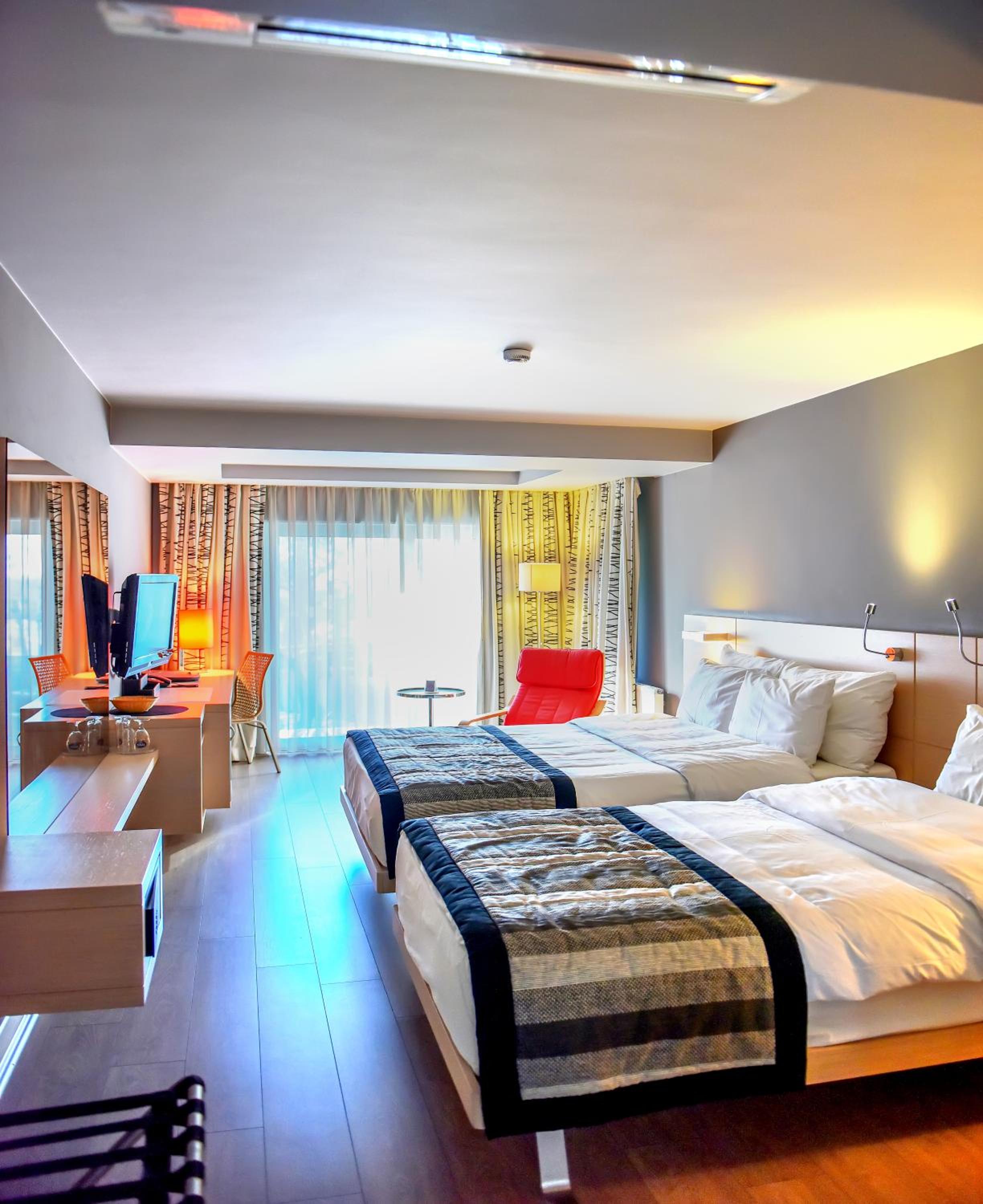 Deluxe Double Room photo 2