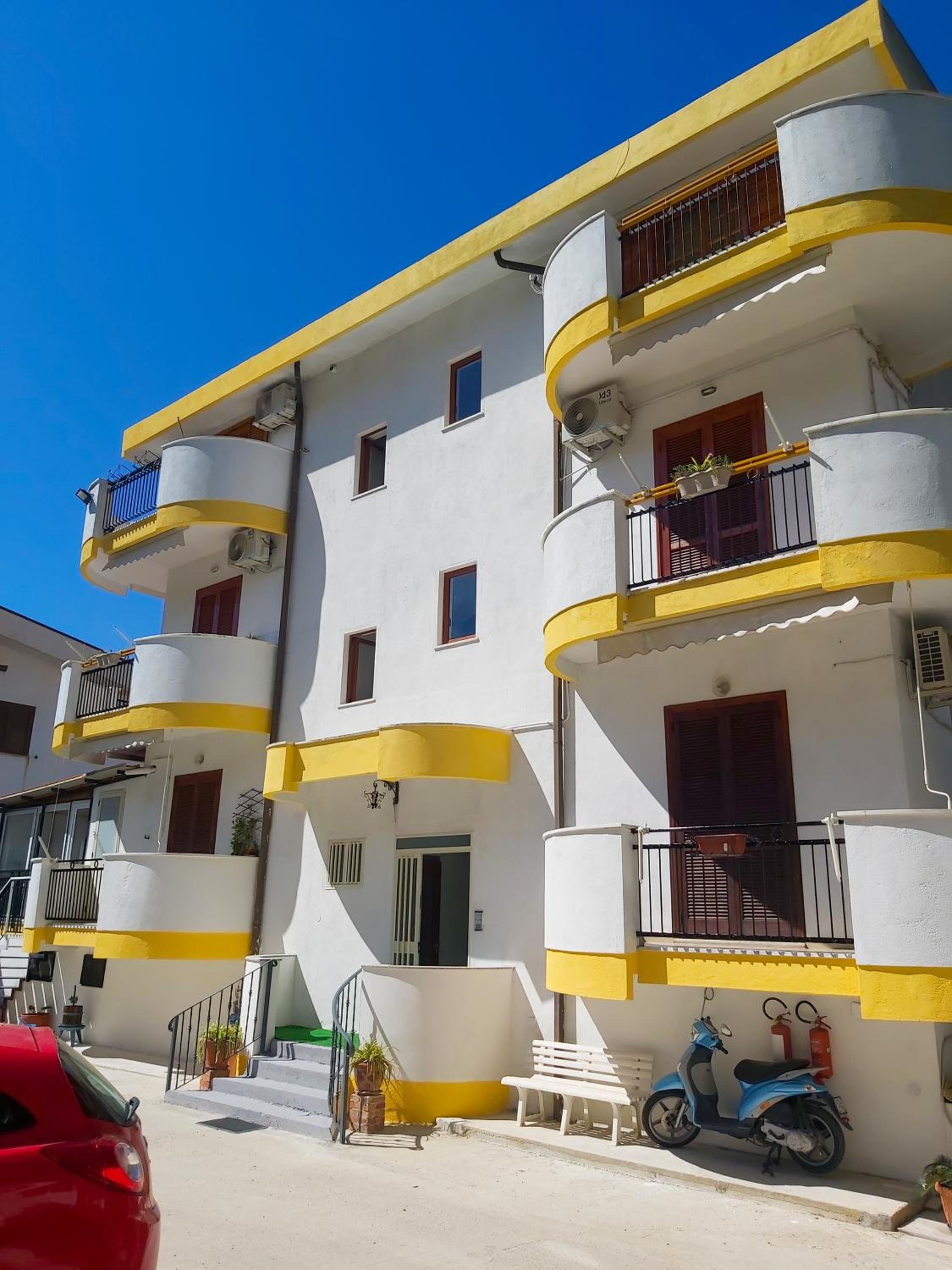 Deluxe Triple Room with Sea View photo 2