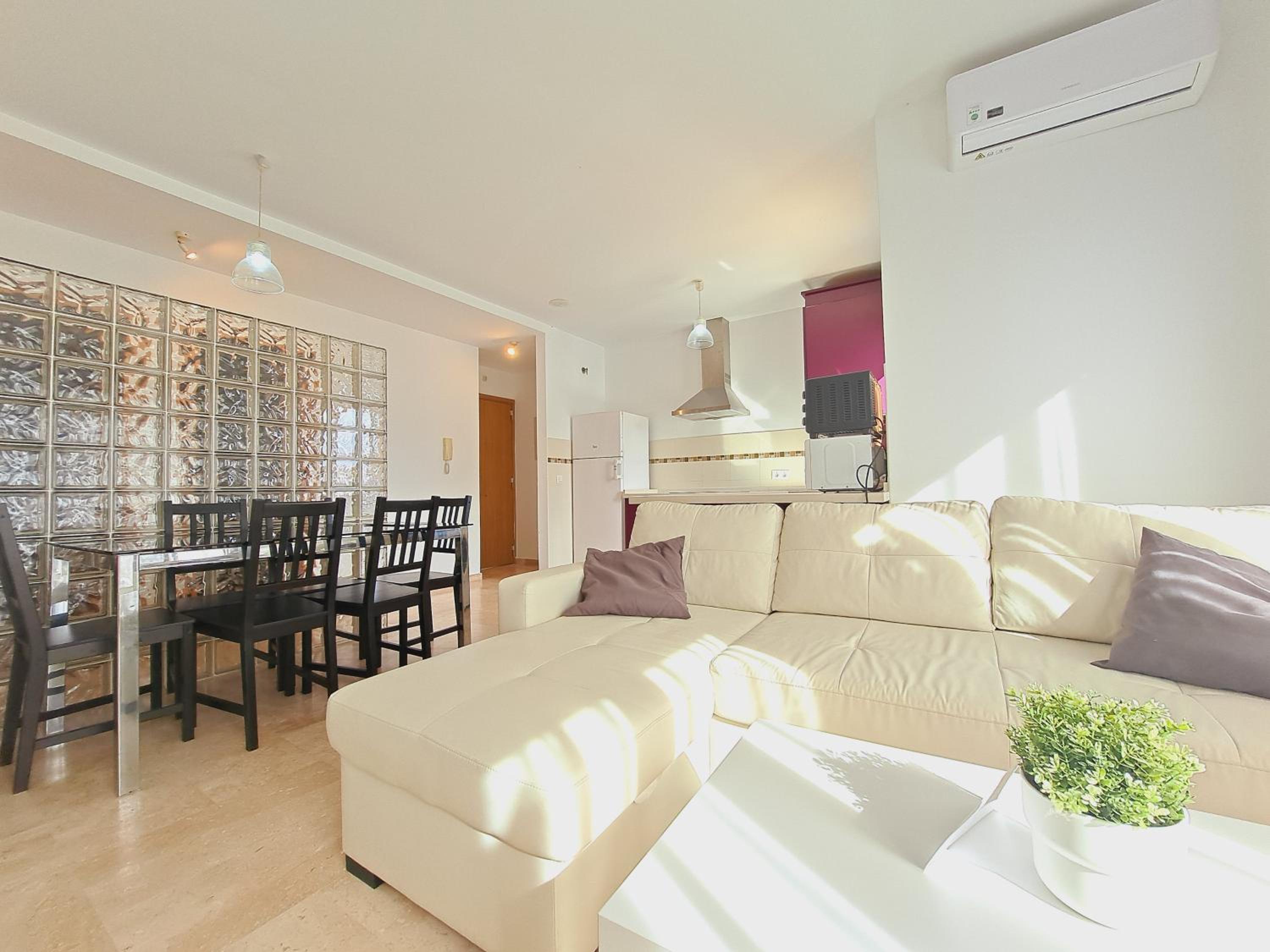 Two-Bedroom Apartment with Terrace photo 3