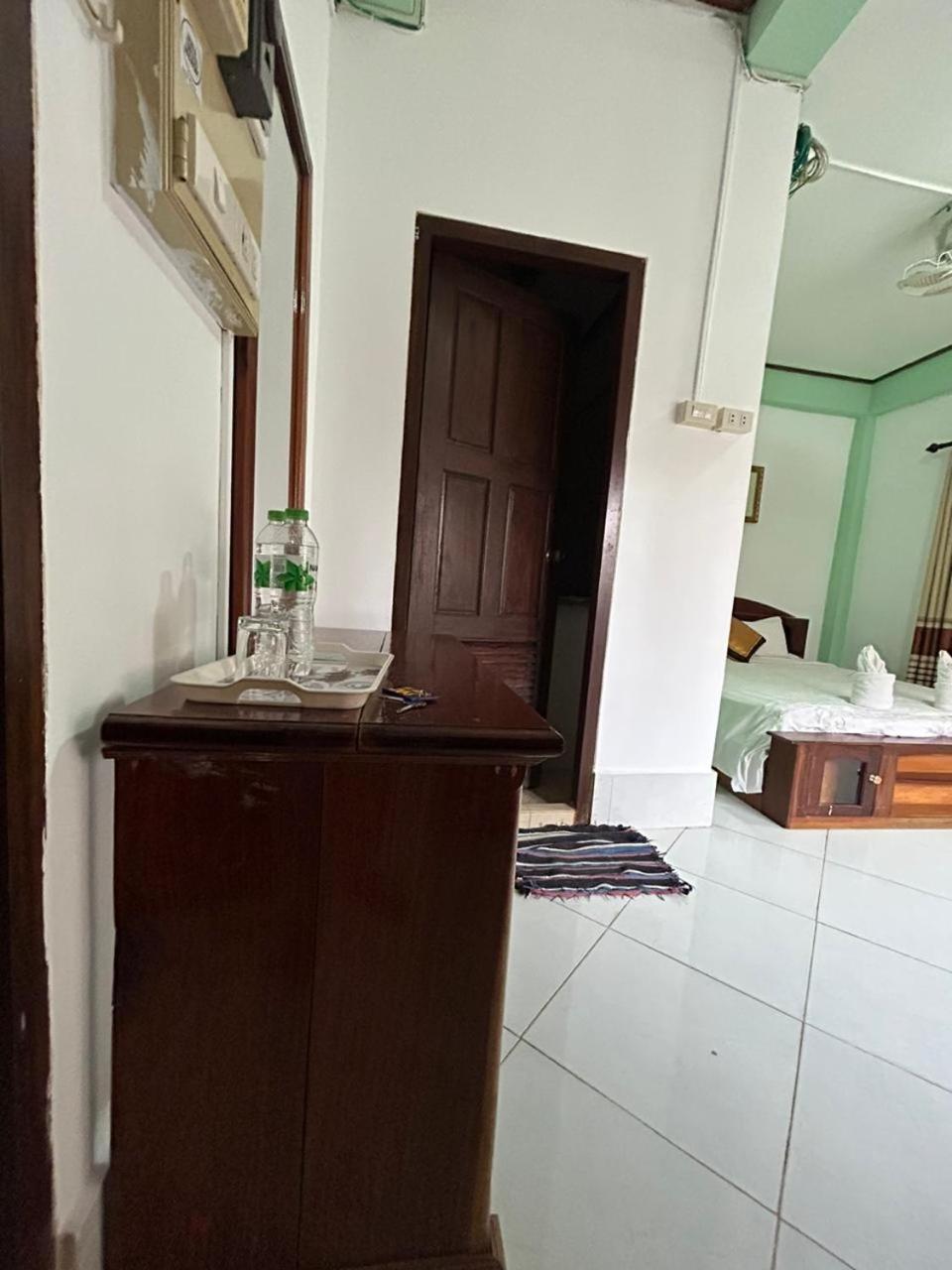 Budget Double Room photo 2