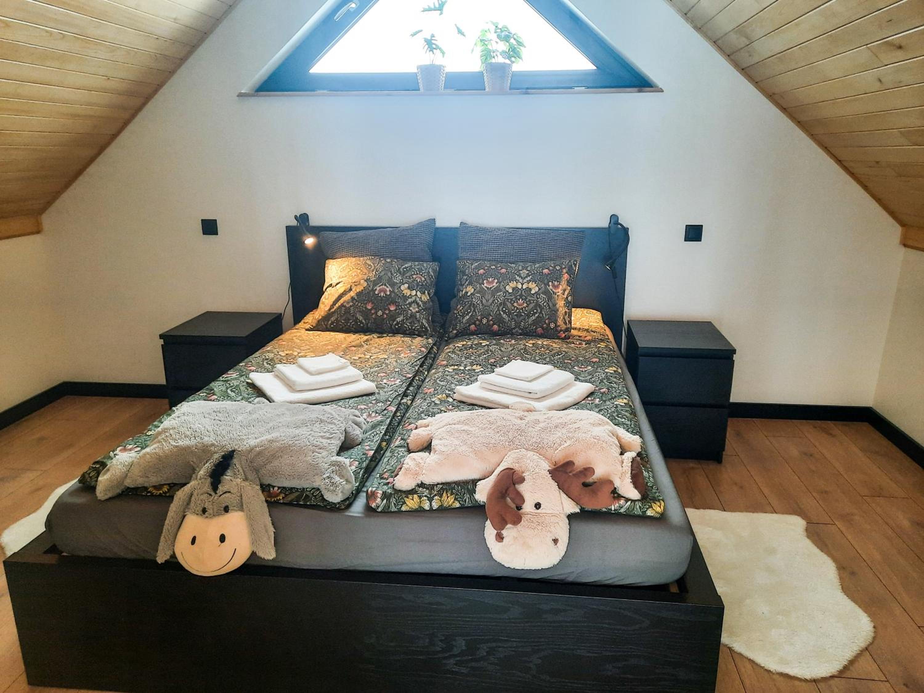 Three-Bedroom House photo 2