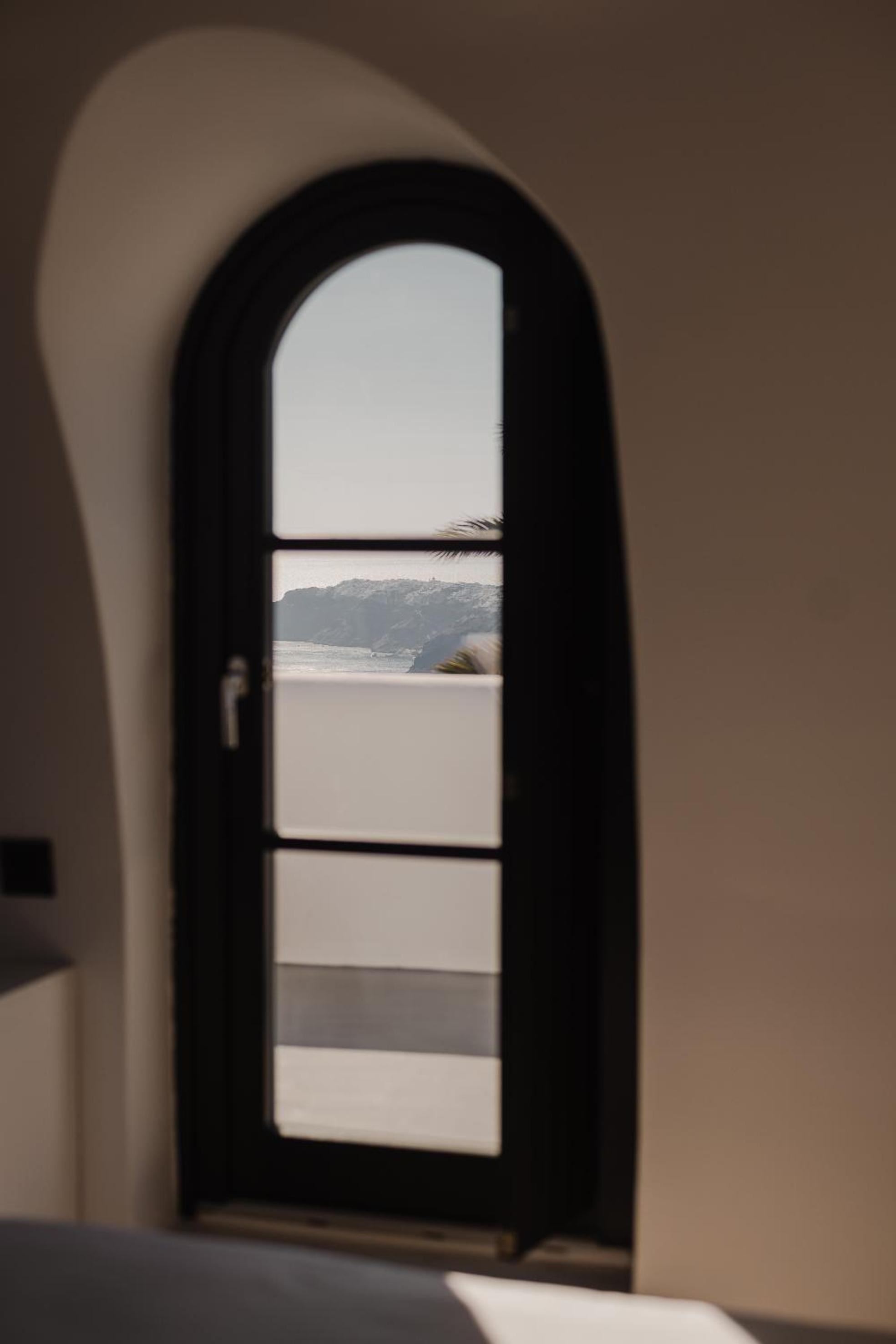 Mizu Suite photo 2