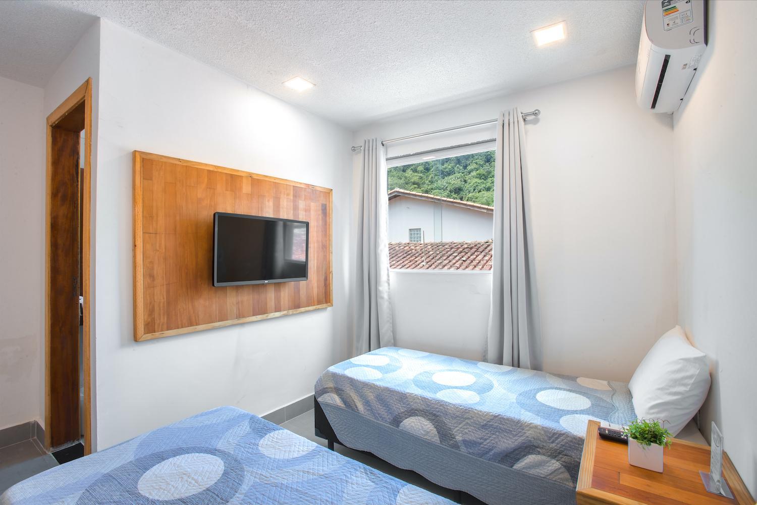 Standard Double or Twin Room photo 2