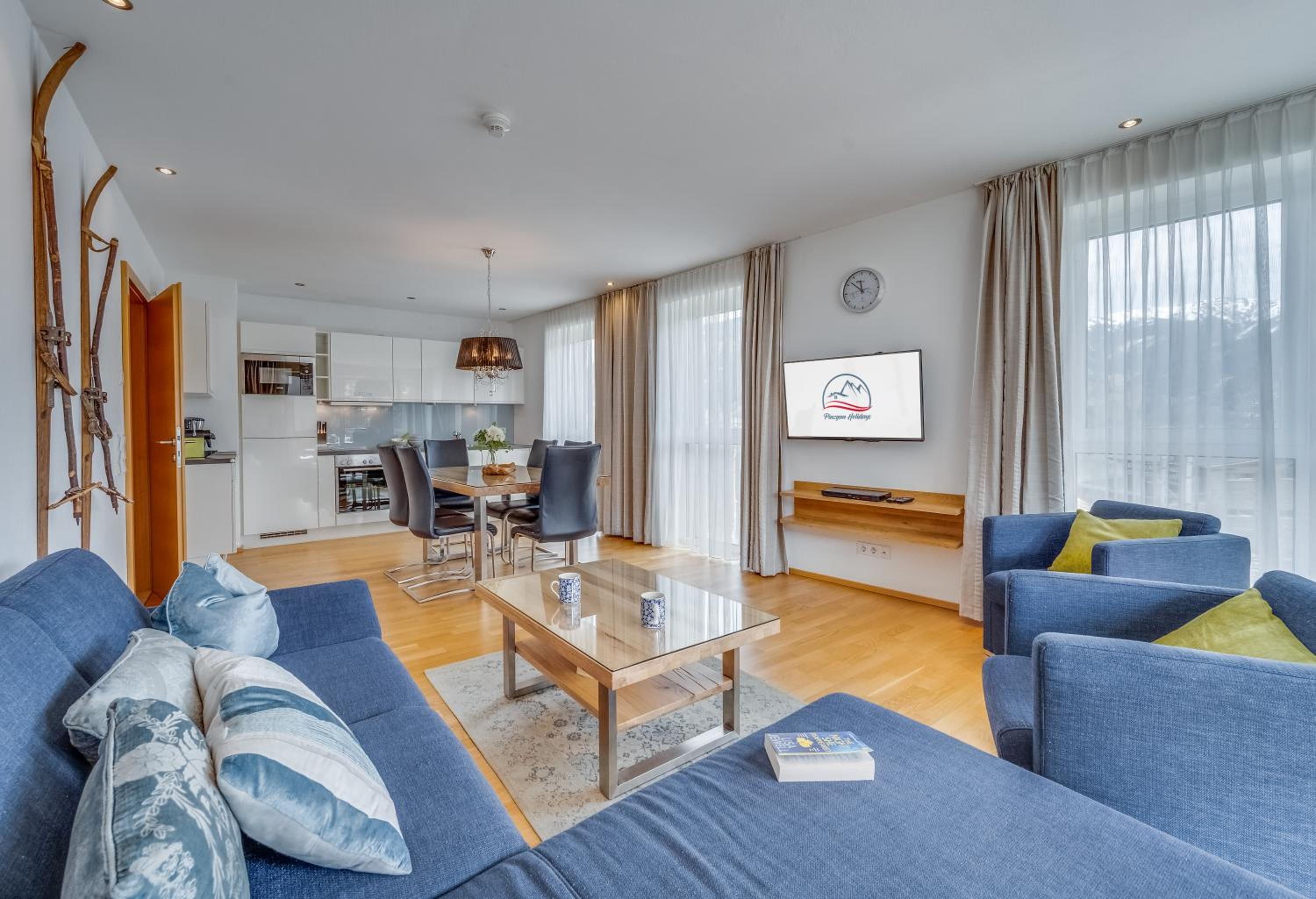 Apartment with Lake View Top 8