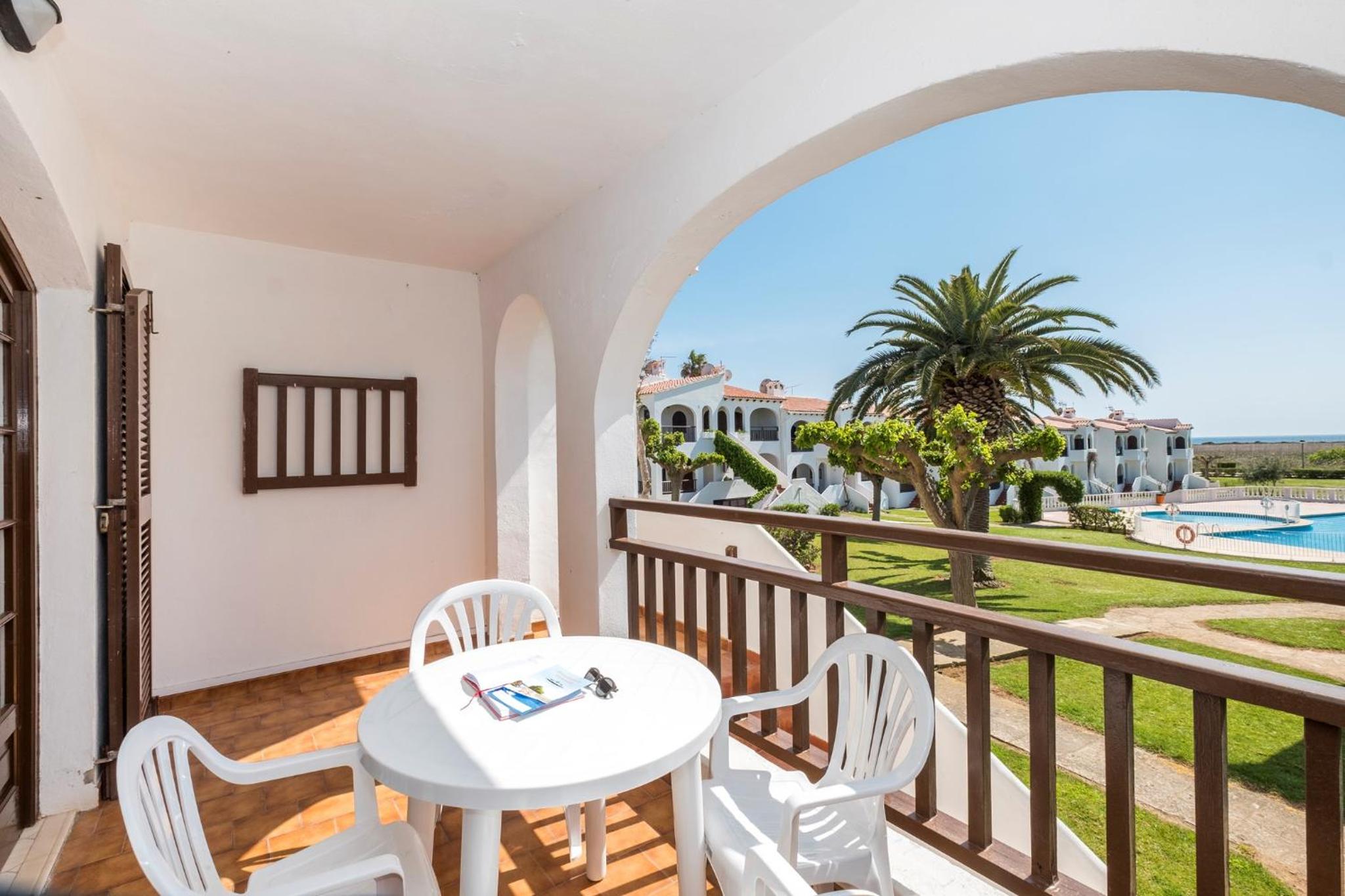 Two-Bedroom Deluxe Apartment with Ocean View photo 2