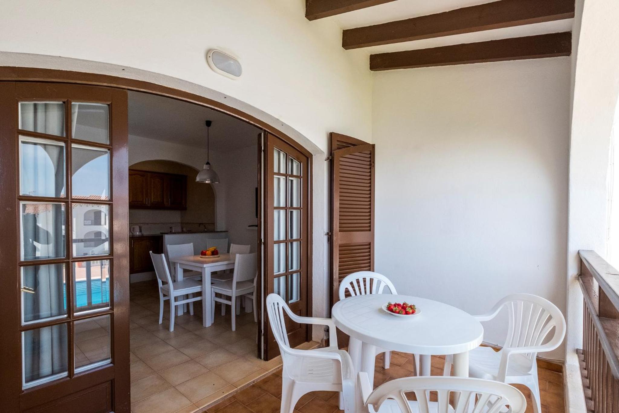 Two-Bedroom Deluxe Apartment with Ocean View photo 3