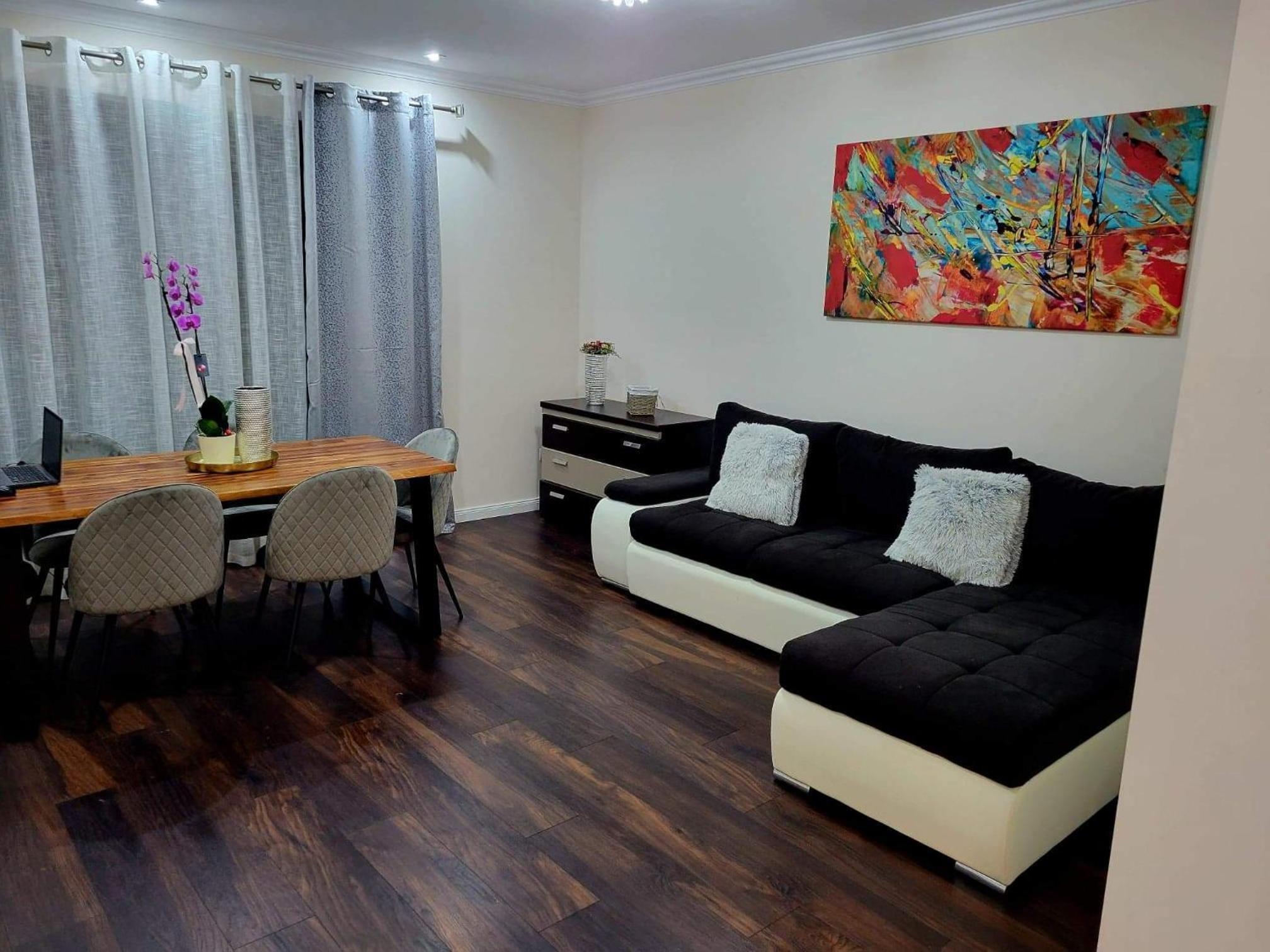 Deluxe Apartment photo 1