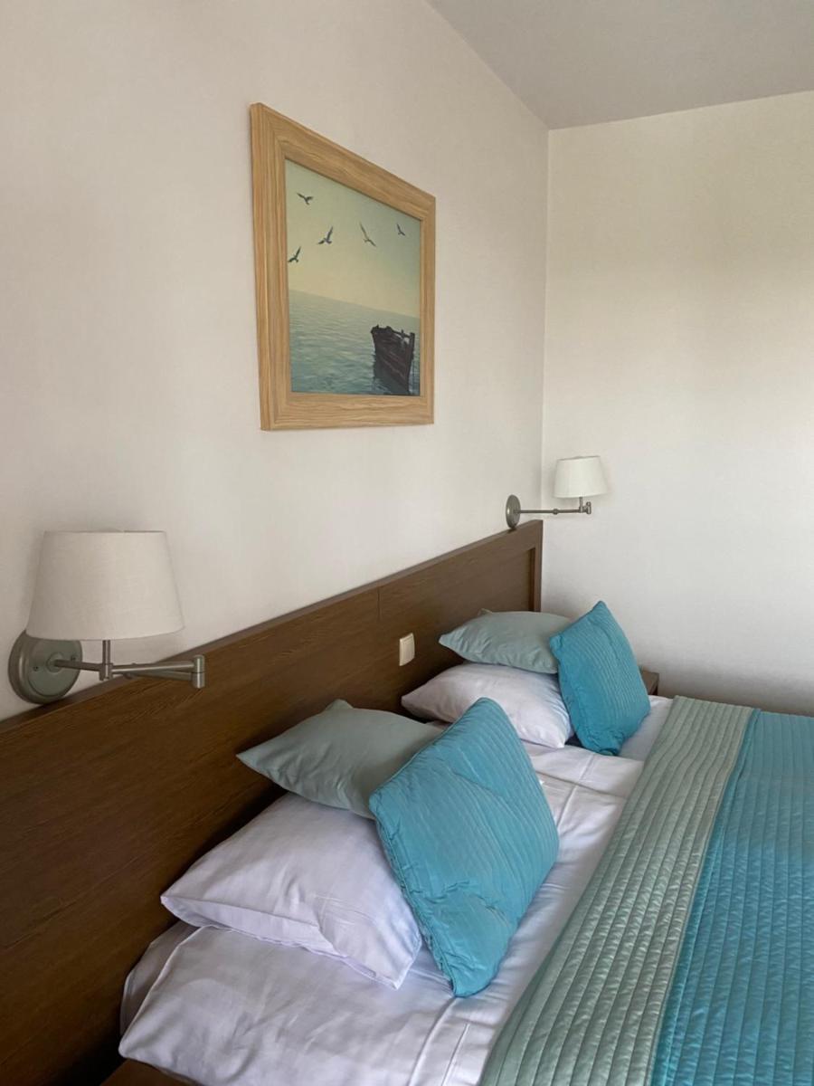 Suite with Balcony - Photo 4
