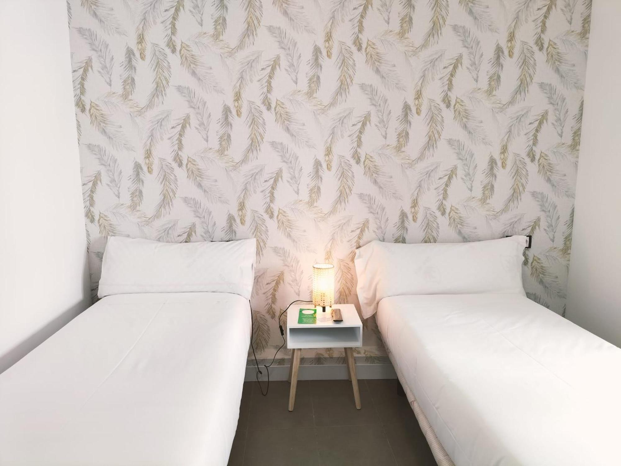 Double Room - Photo 15