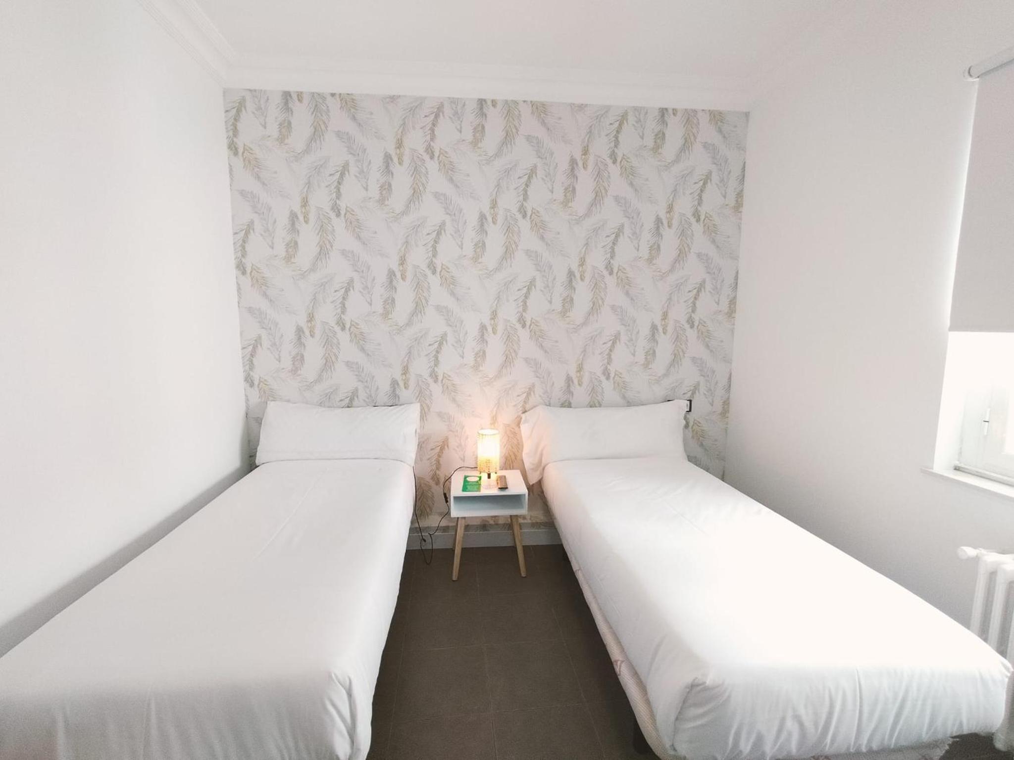 Double Room - Photo 4