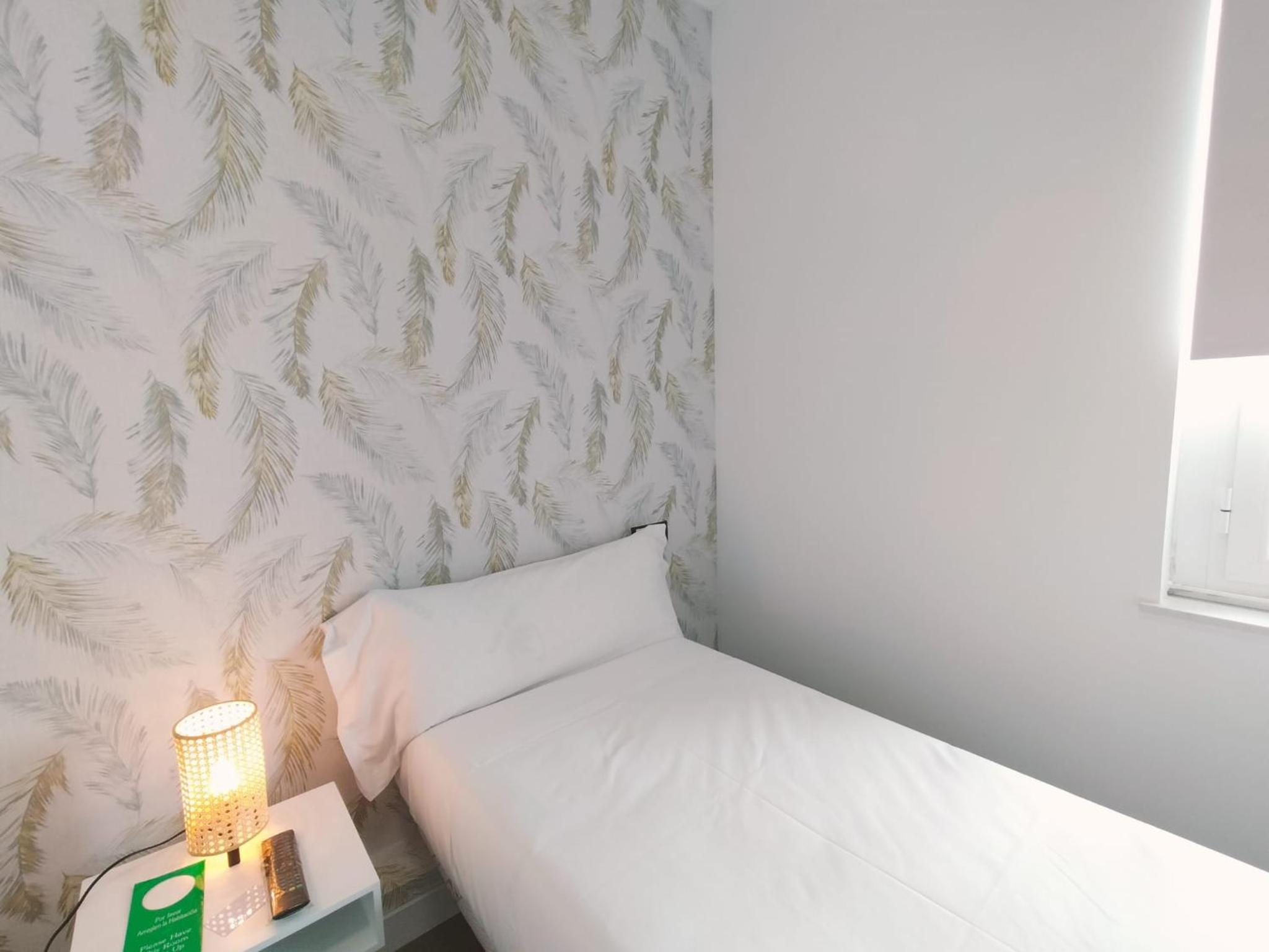 Double Room - Photo 16
