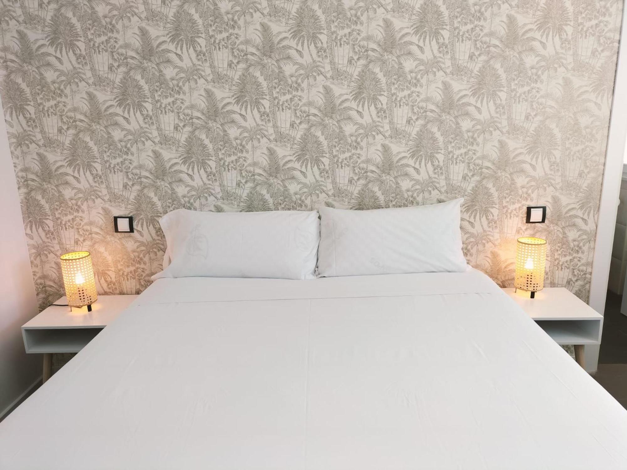 Double Room - Photo 11