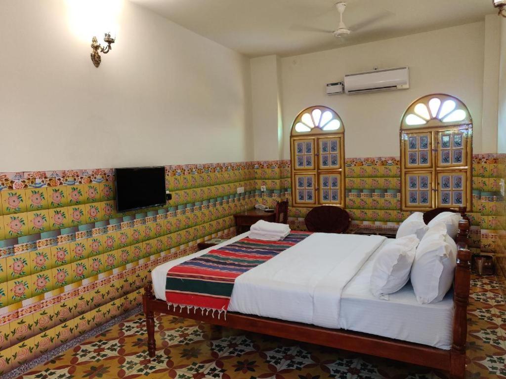 Deluxe Room - Photo 6