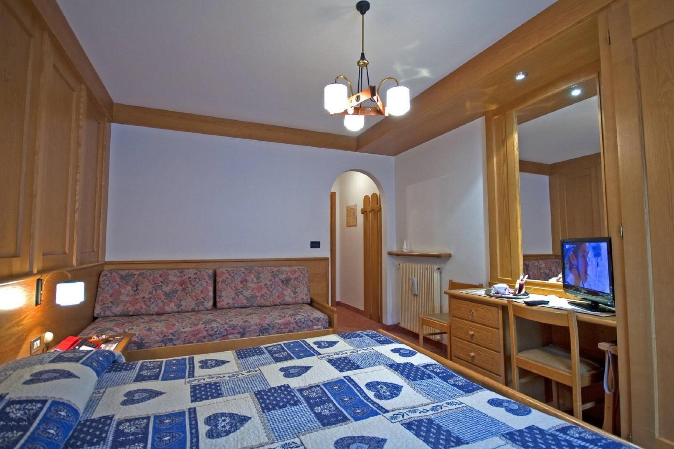 Comfort Triple Room photo 2