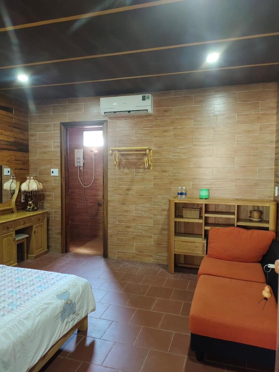 Three-Bedroom Villa photo 1