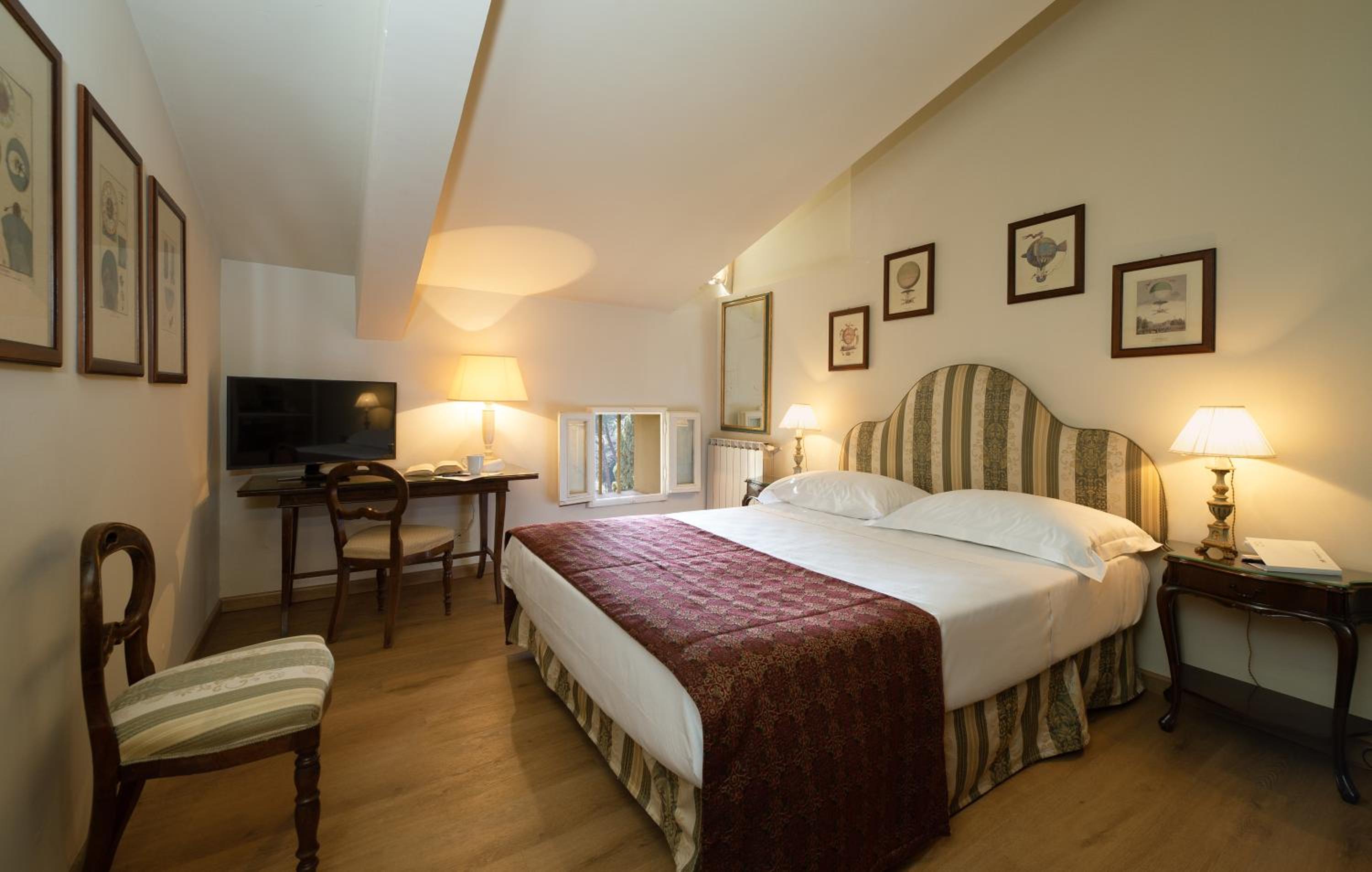 Single Room photo 3
