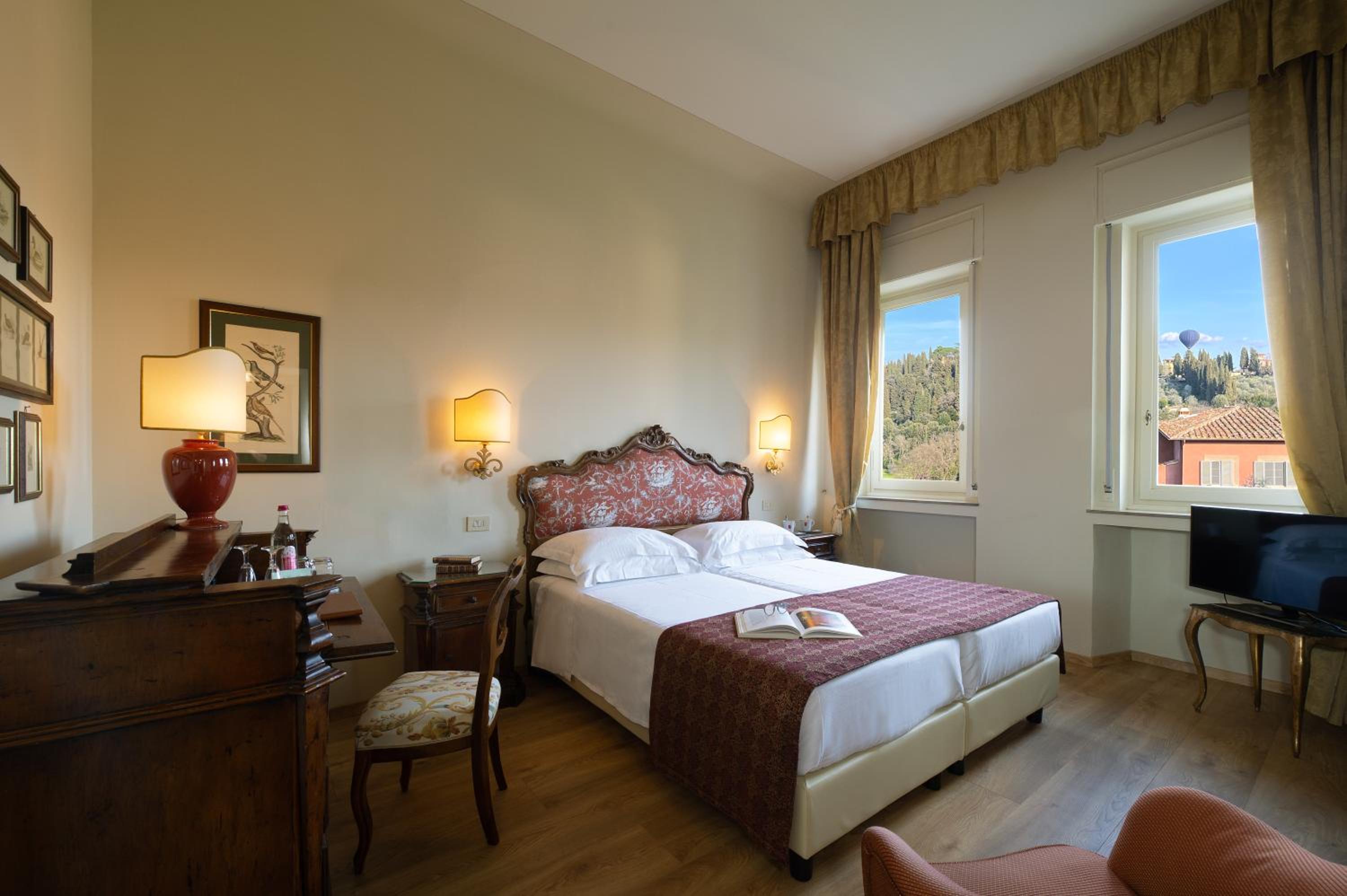 Standard Double or Twin Room photo 1