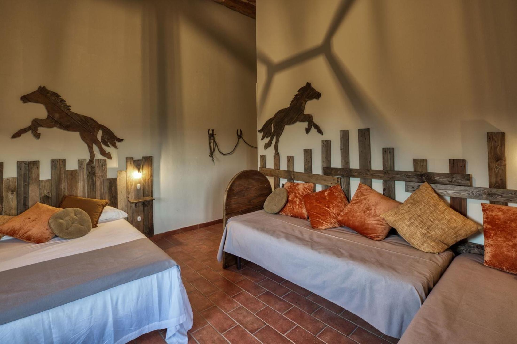 Comfort Quadruple Room - Photo 4