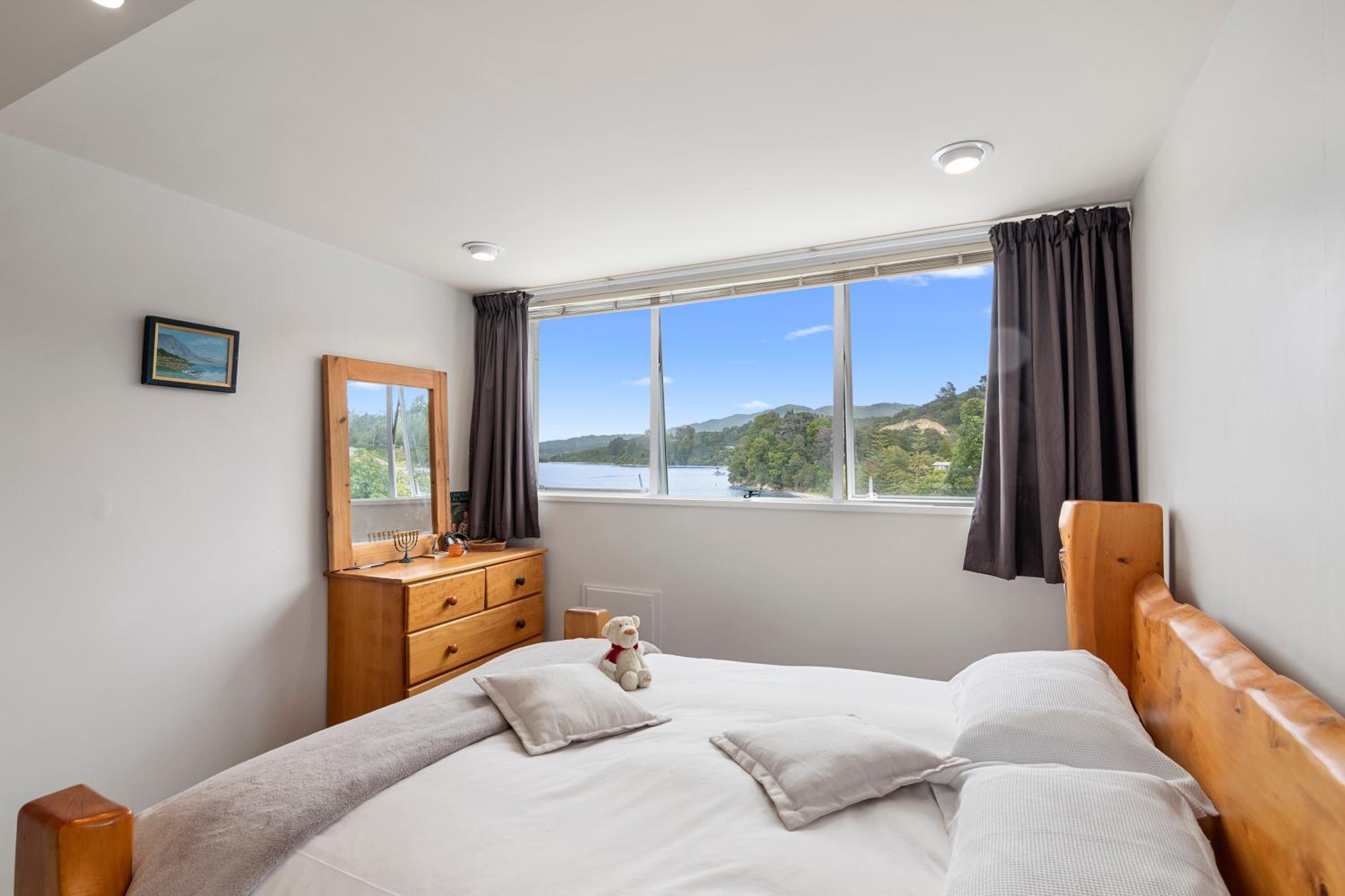 Queen Suite With Sea View photo 1