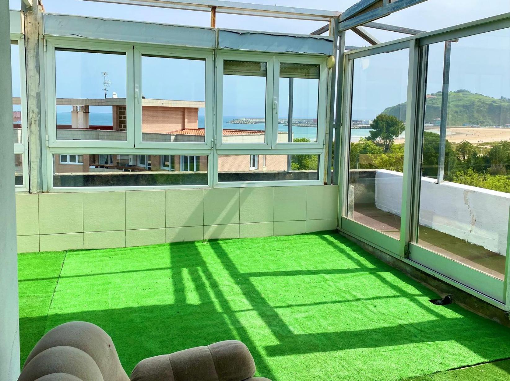 Penthouse Apartment - Photo 3