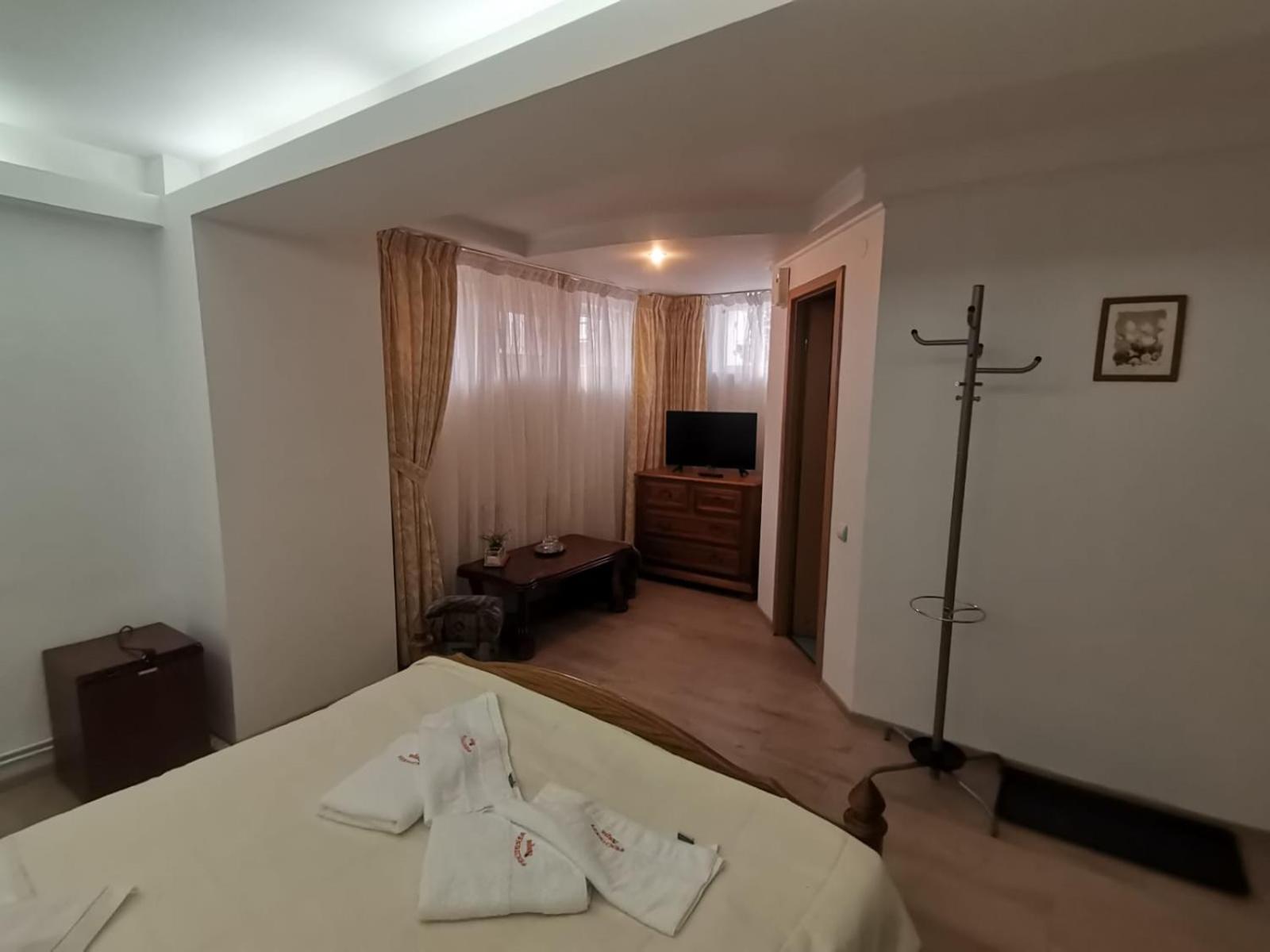 Double Room - Lower Ground Floor - Photo 2