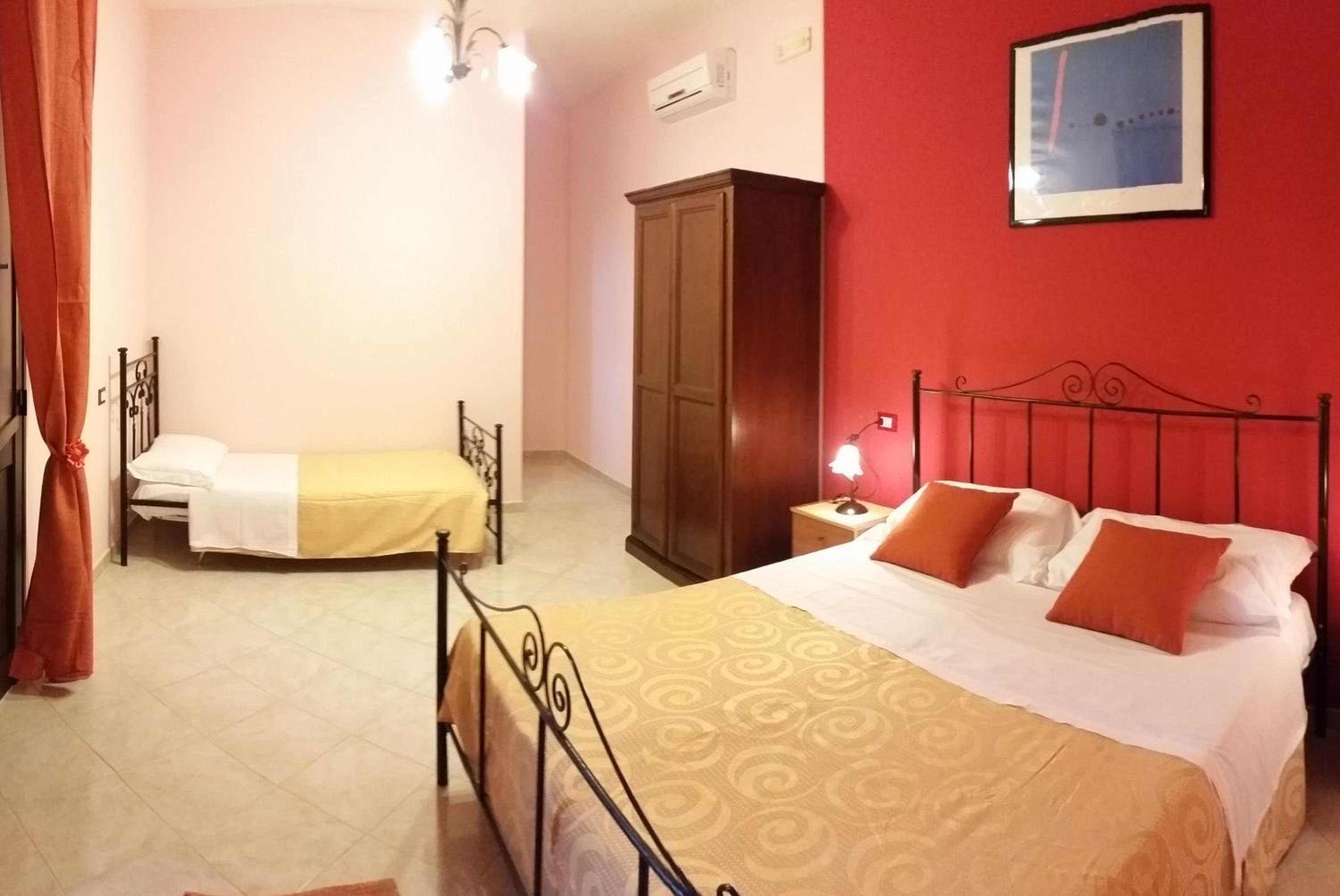 Triple Room photo 1