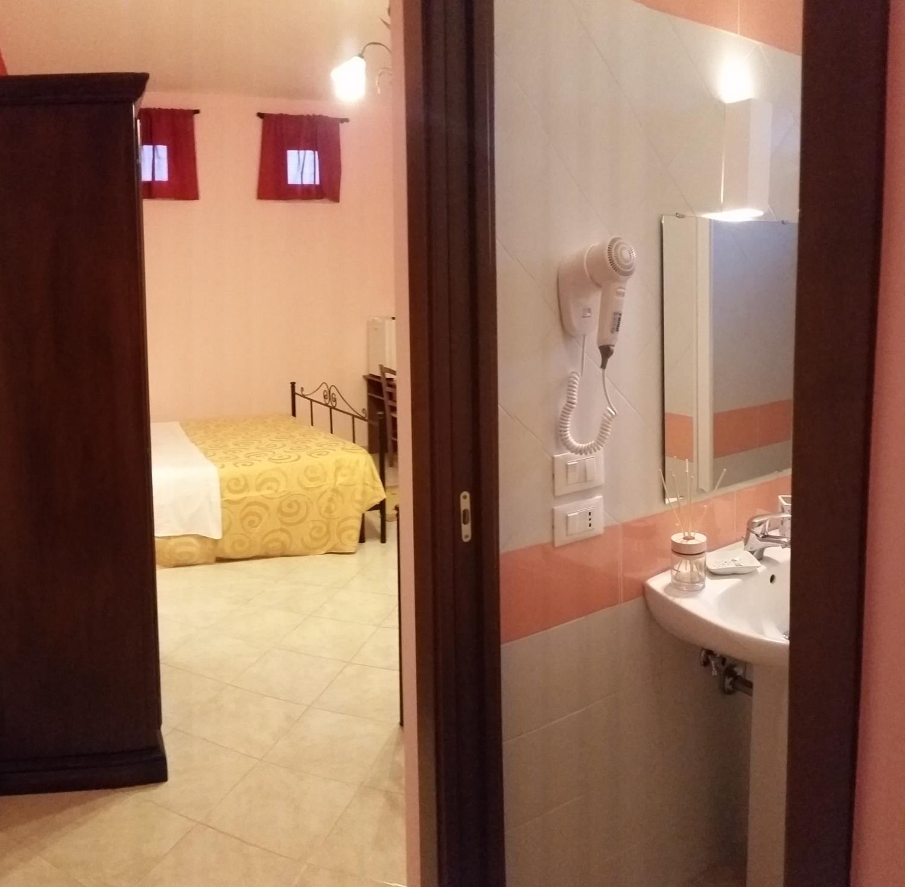 Triple Room photo 3